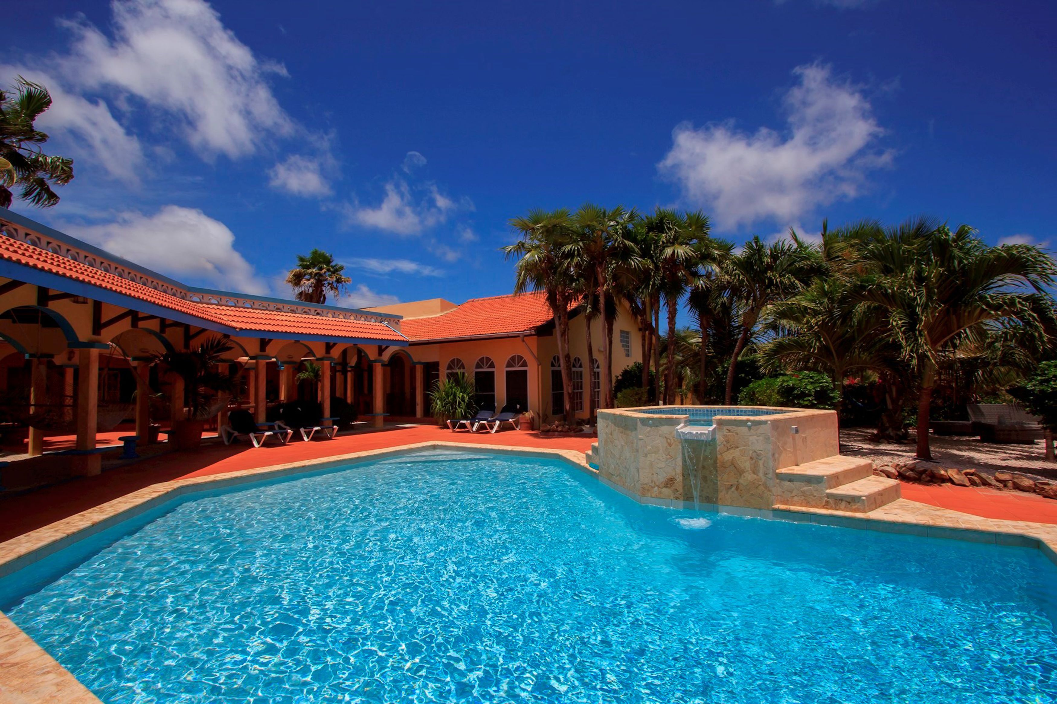Goood Resort