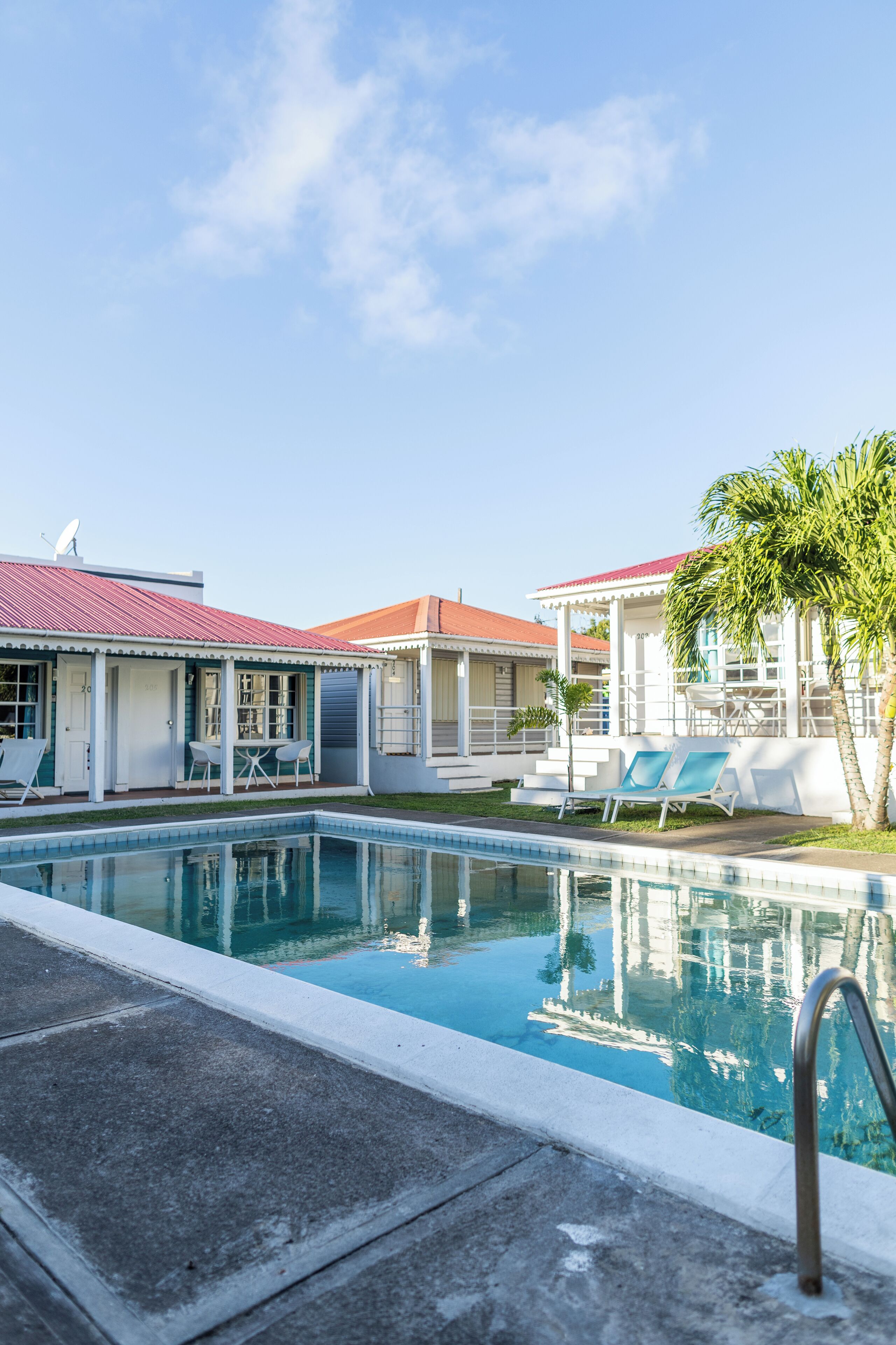 Talk Of The Town Inn & Suites