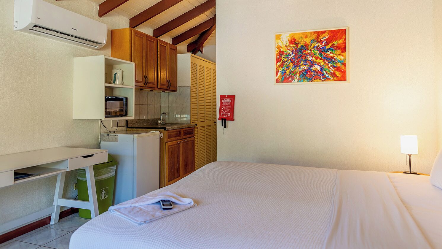 Talk Of The Town Inn & Suites