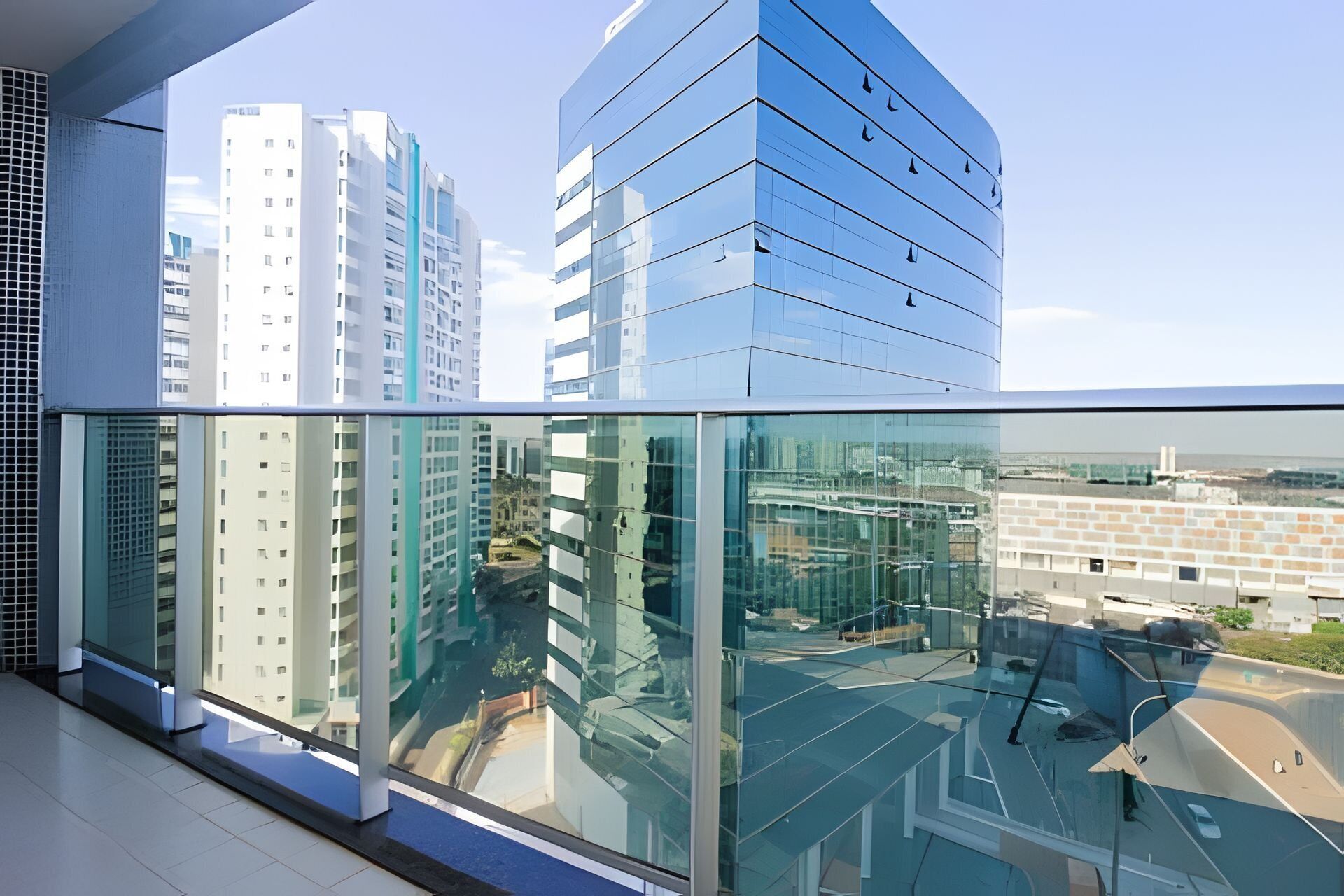 360 Hotel Manhattan by Ozped
