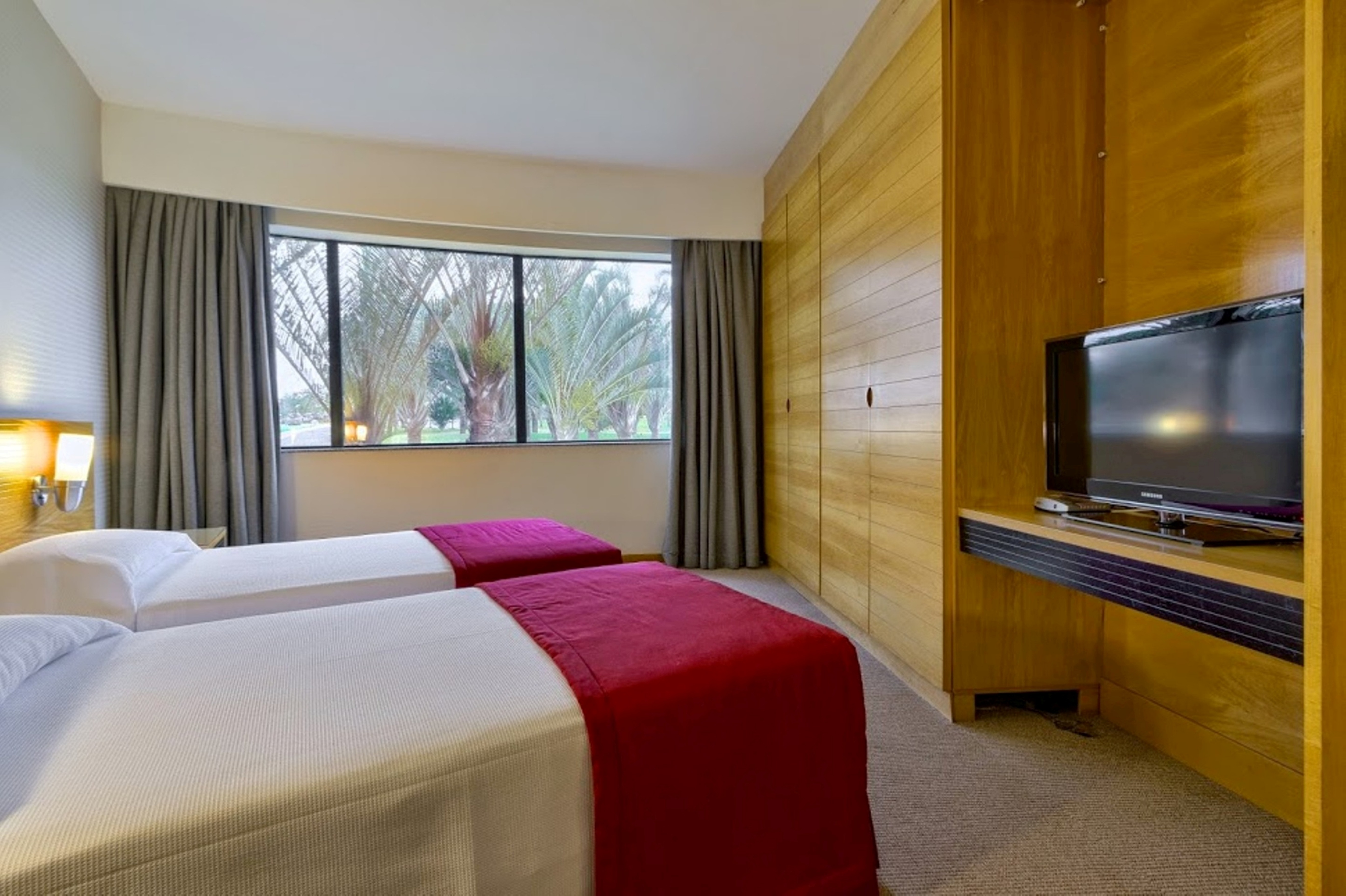 Golden Tulip Brasília Alvorada