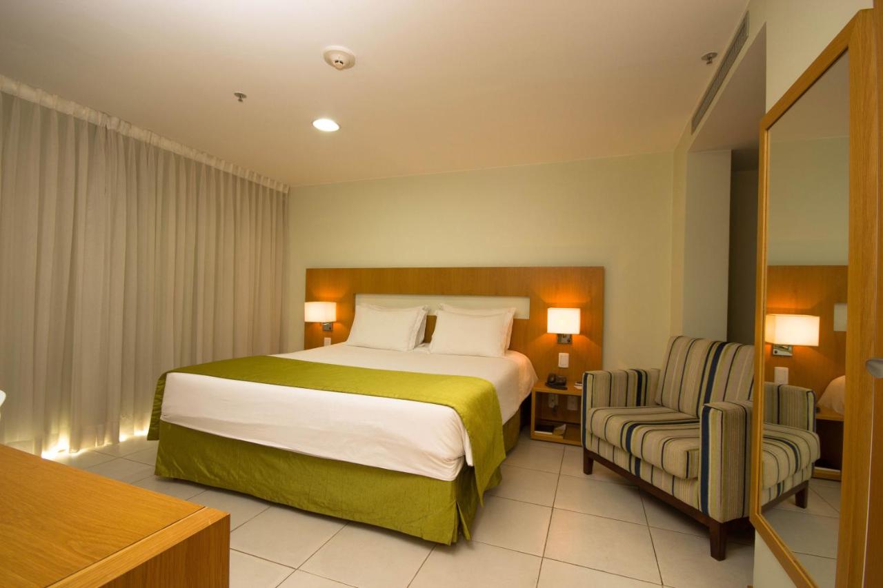 Naoum Hotel