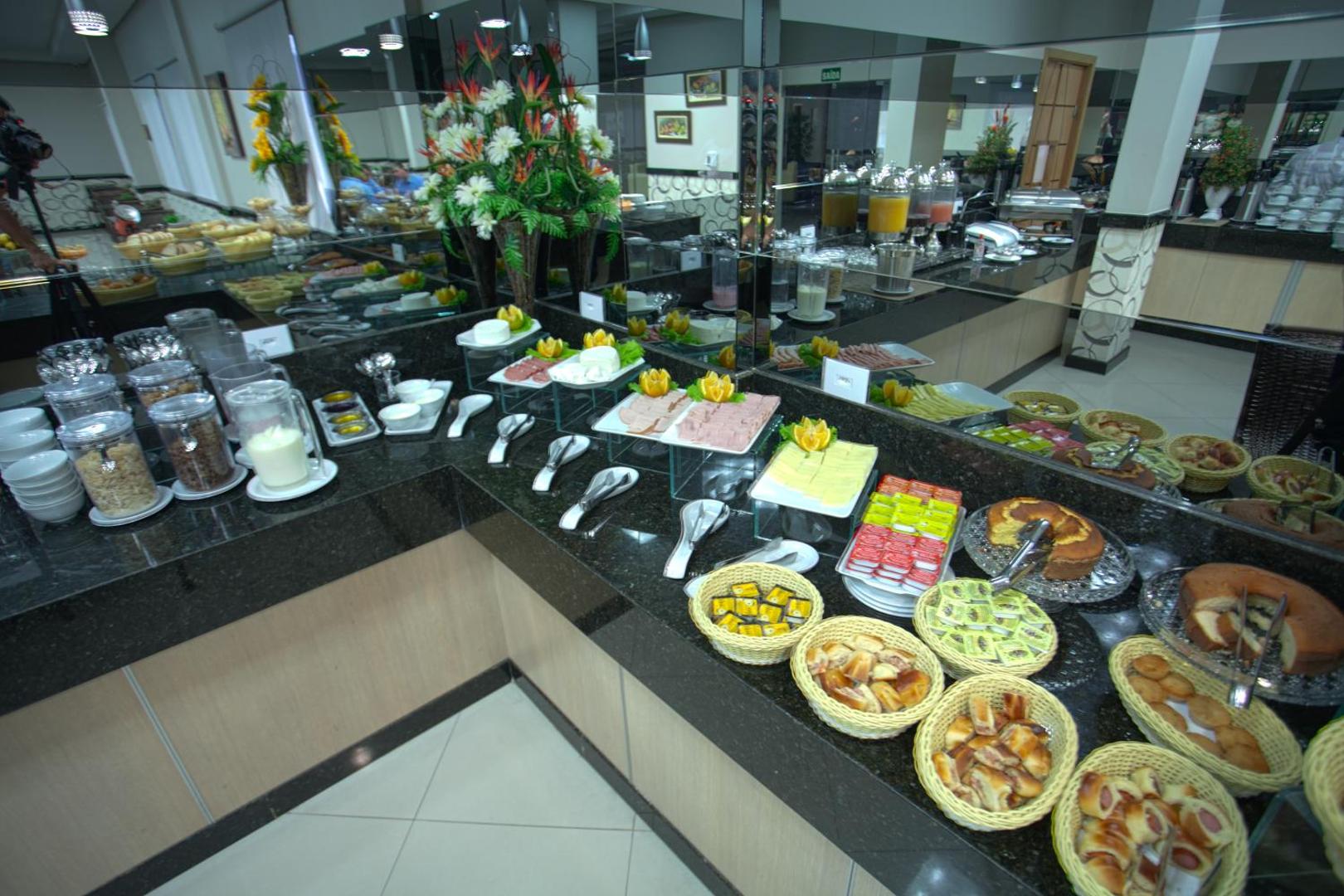 Skala Traveling Hotel