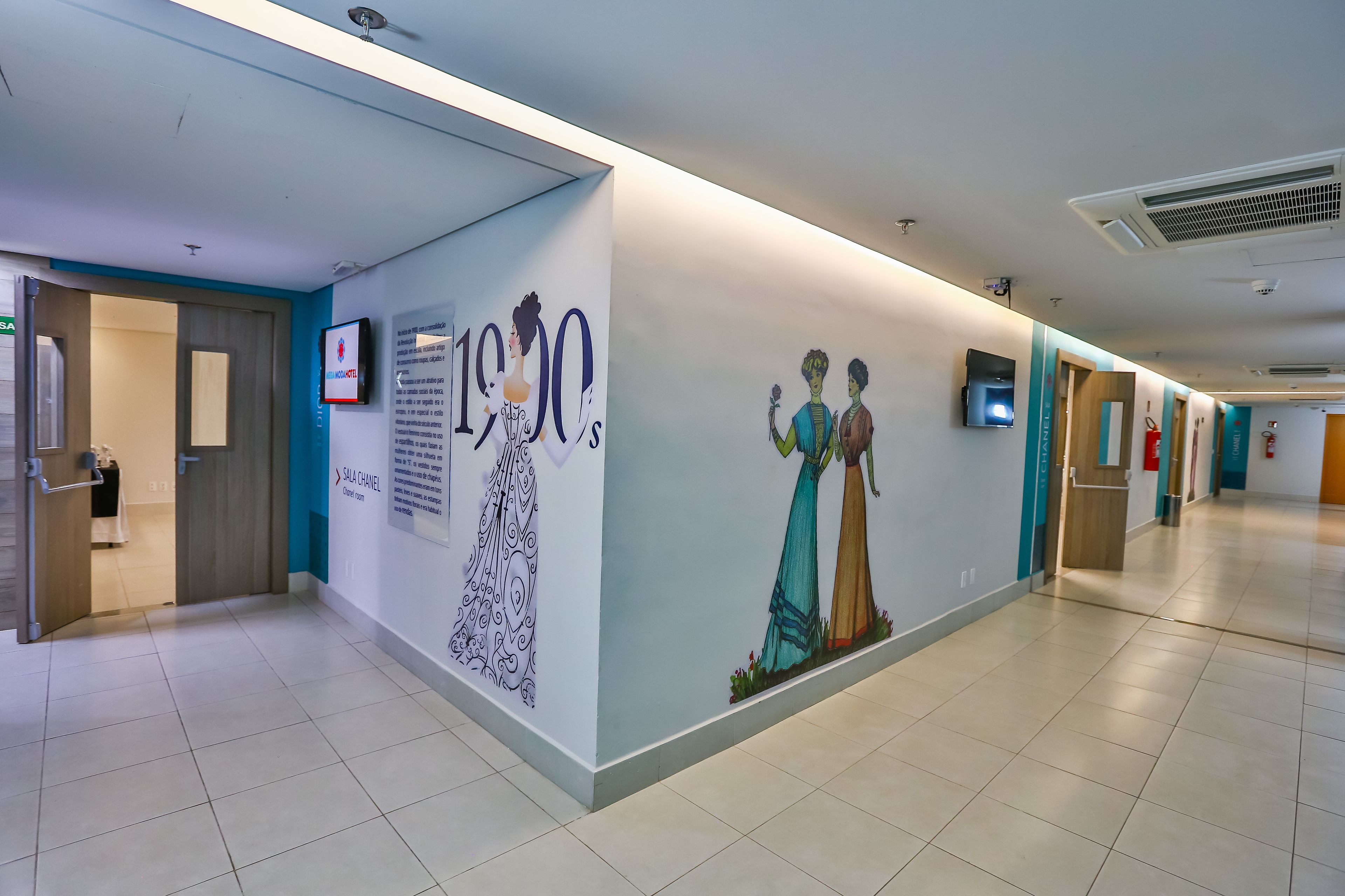 Mega Moda Hotel