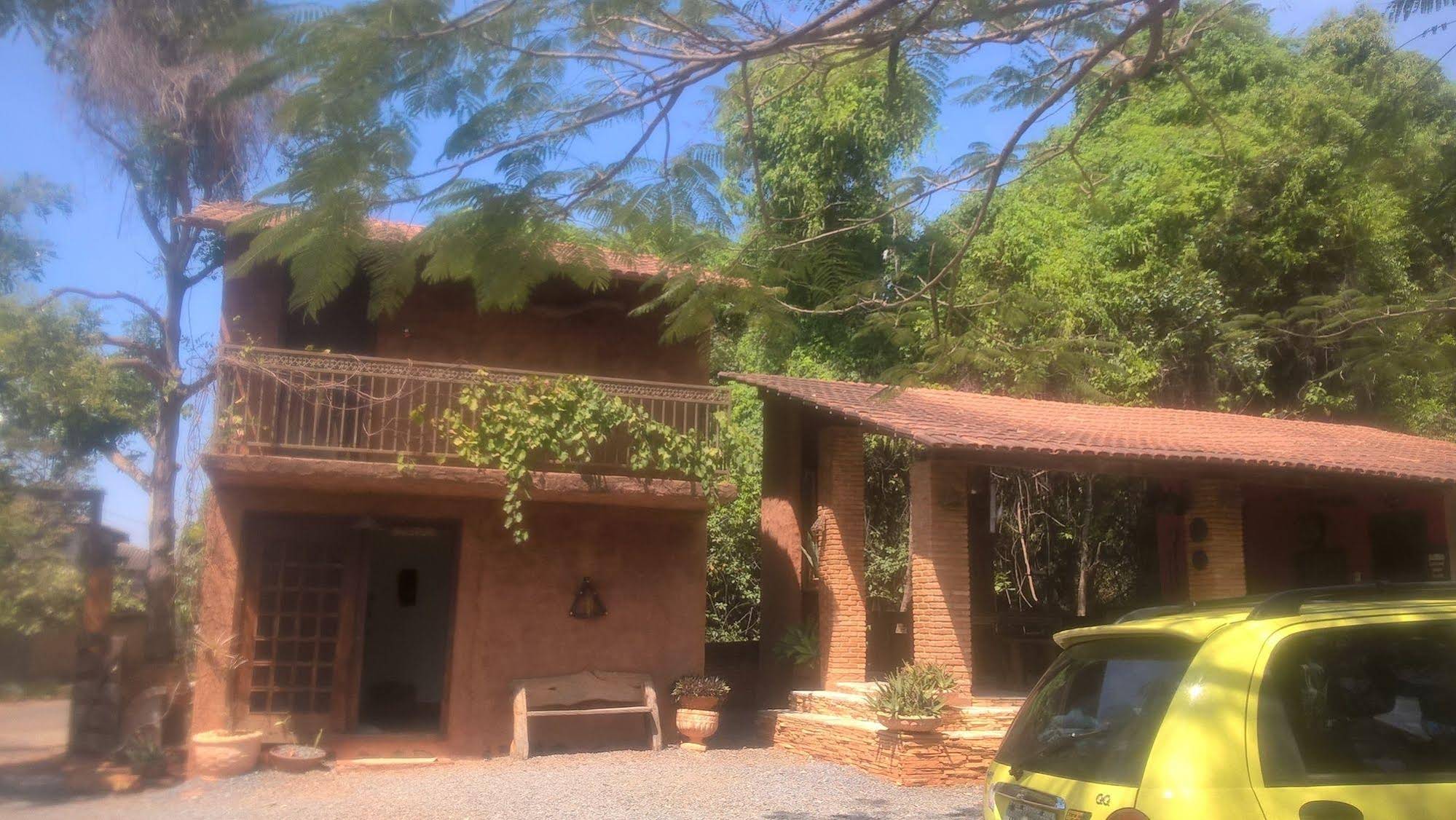 Pousada Recanto Dos Leões