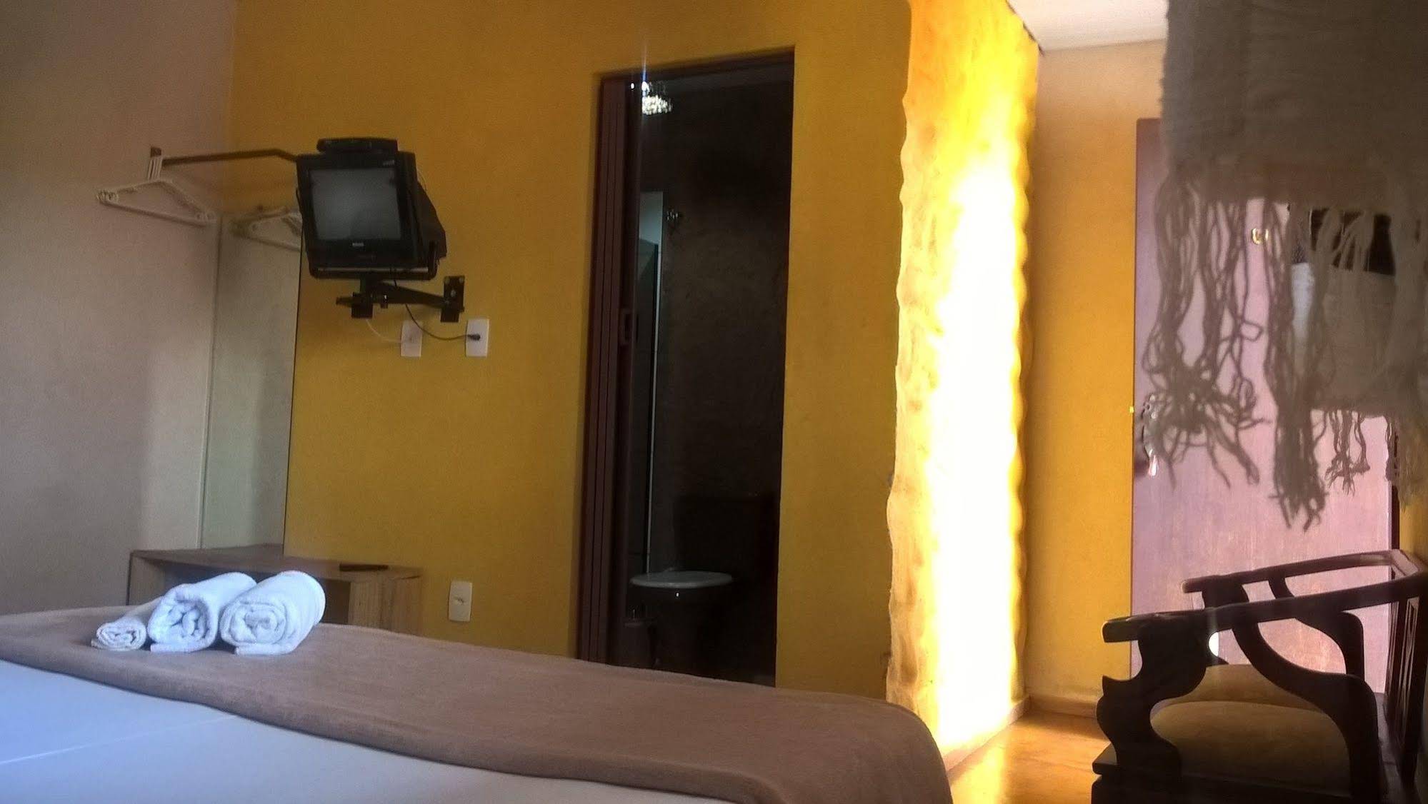 Pousada Recanto Dos Leões