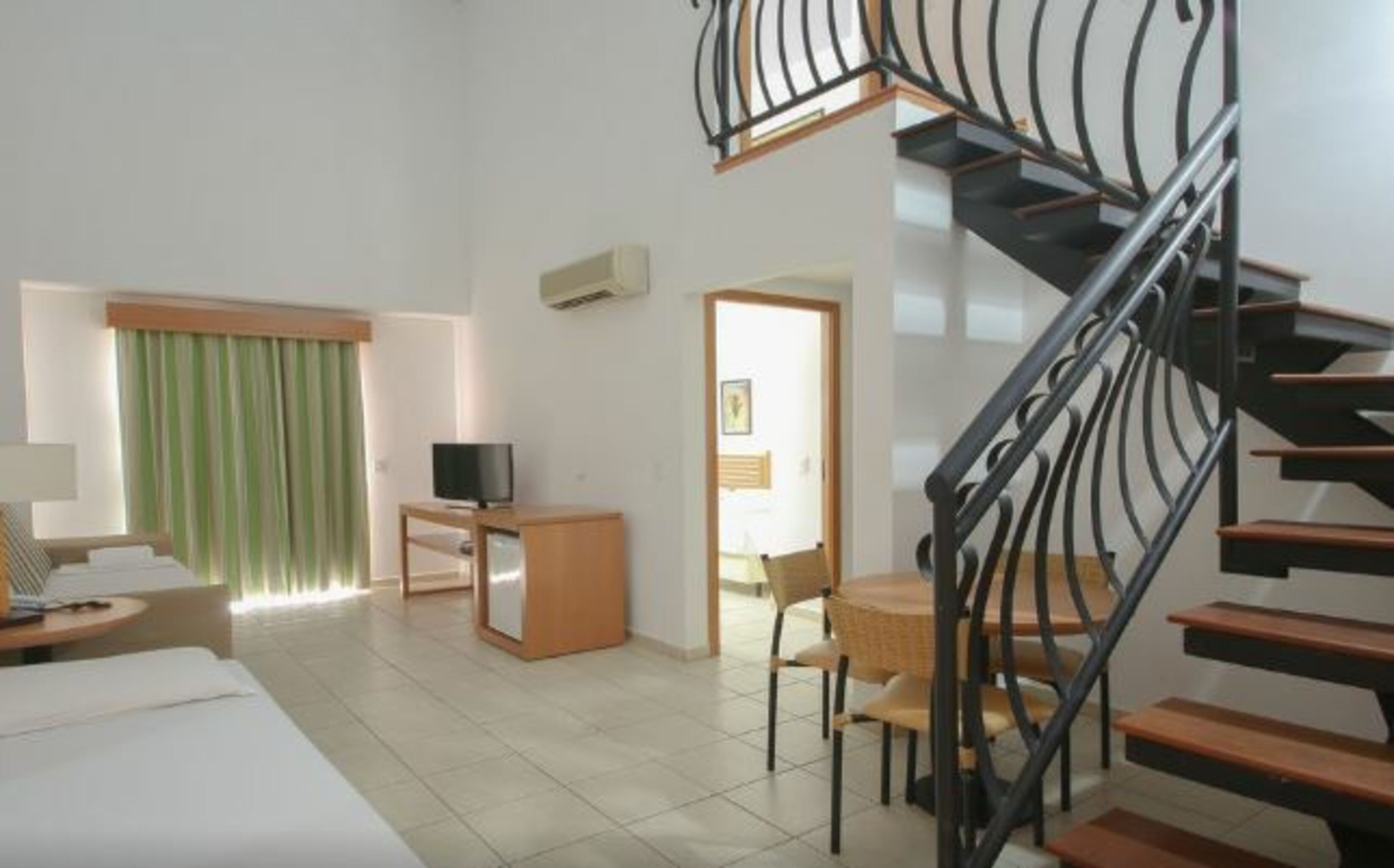 Rio Quente Resorts Hotel Giardino Suites