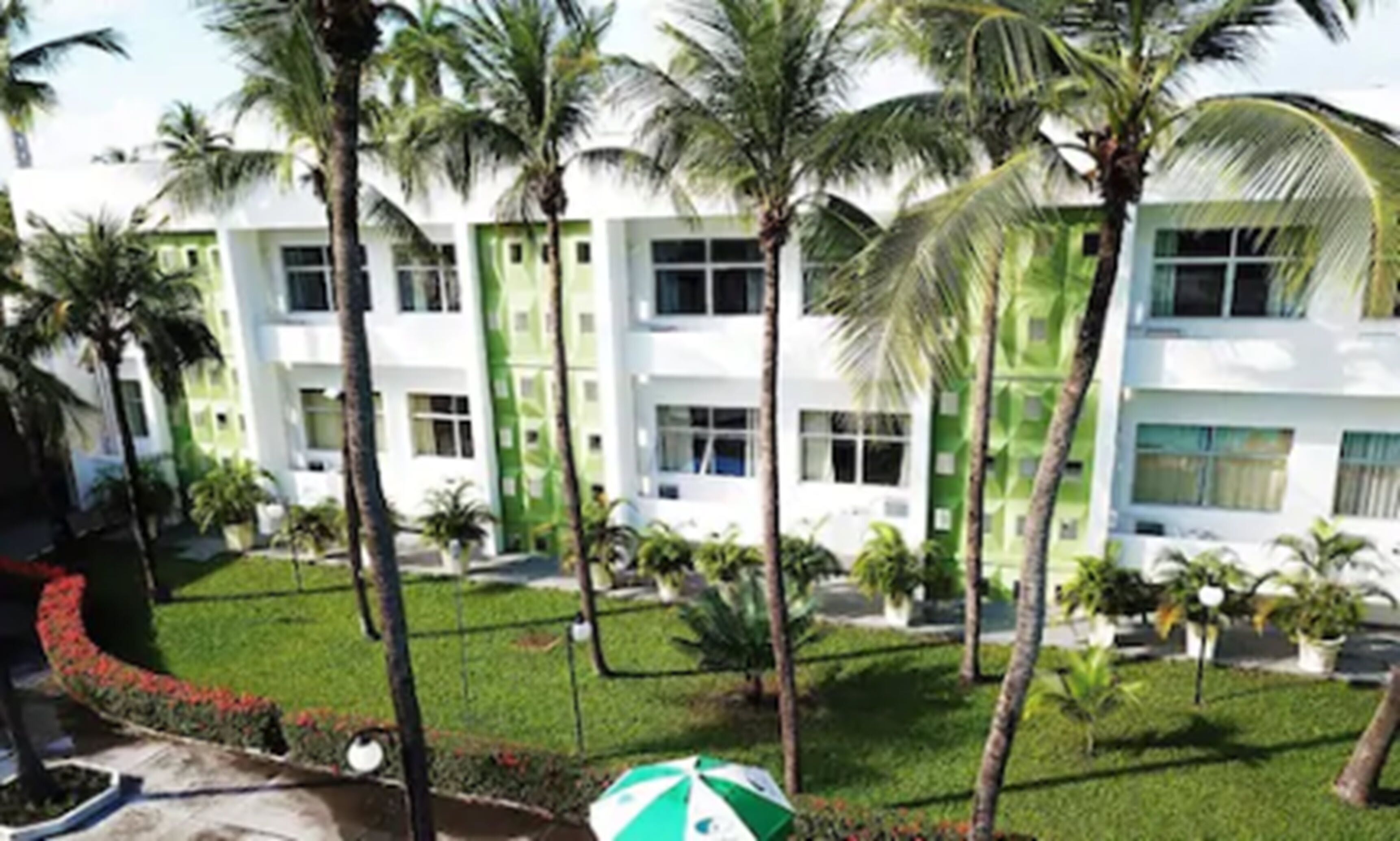 Aipana Plaza Hotel