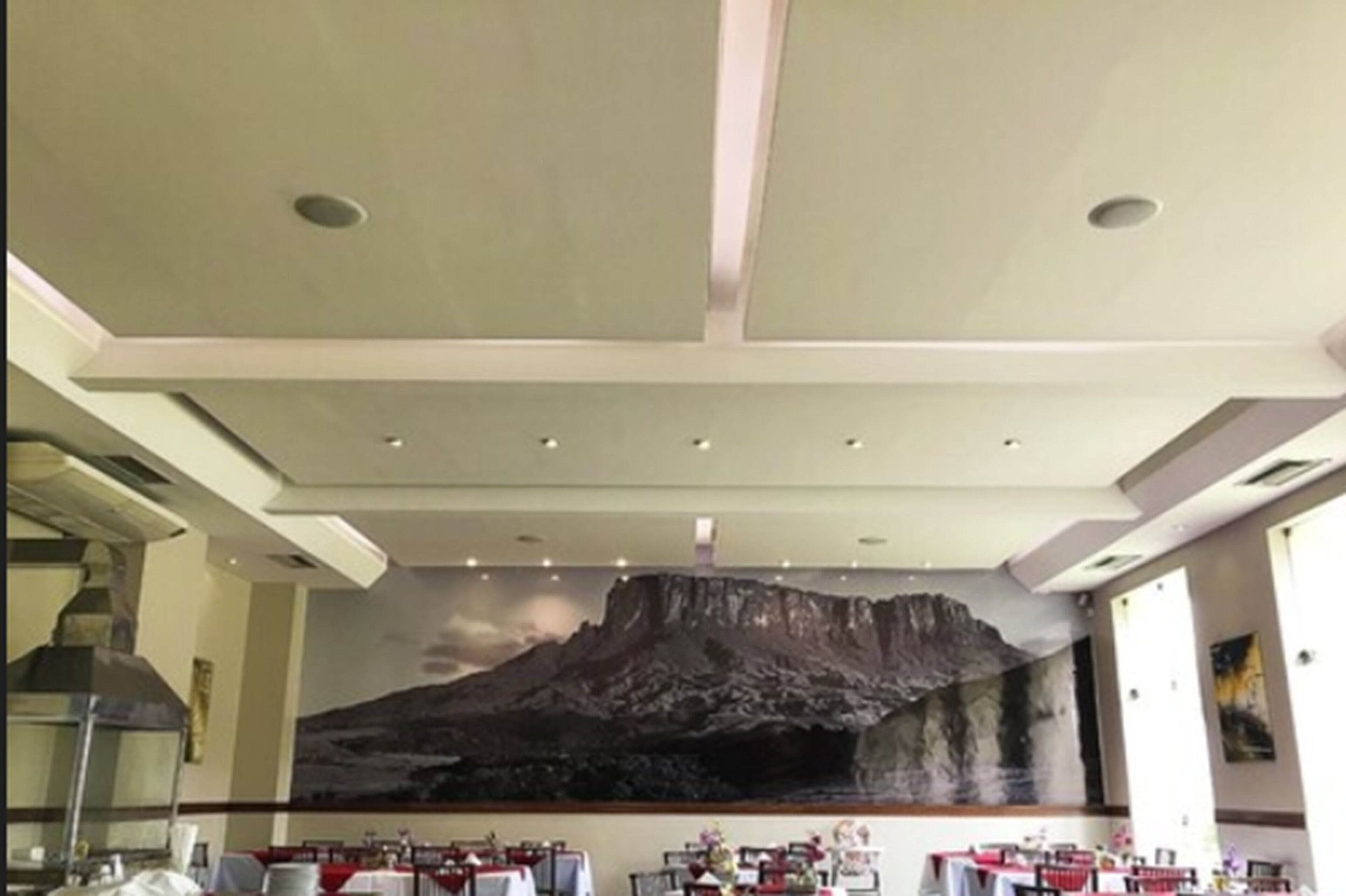 Aipana Plaza Hotel
