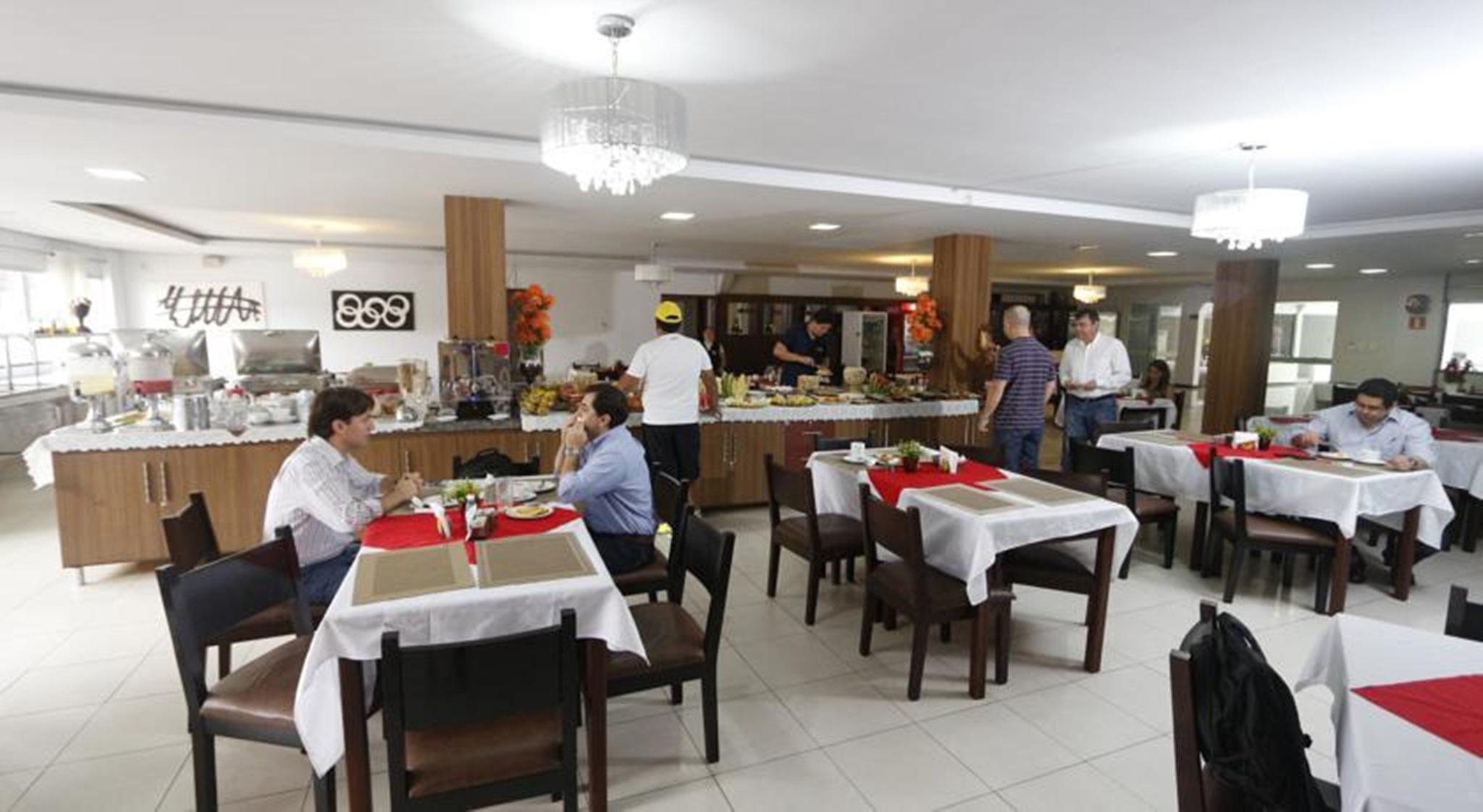 Golden Ville Hotel