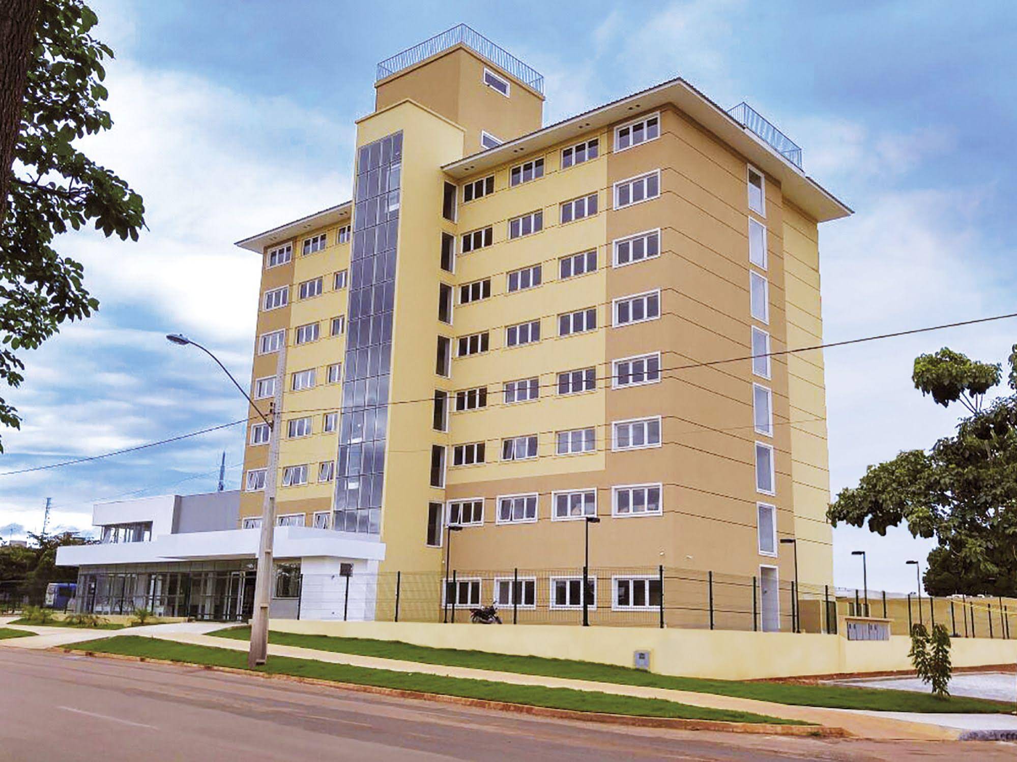 Hotel 10 Palmas