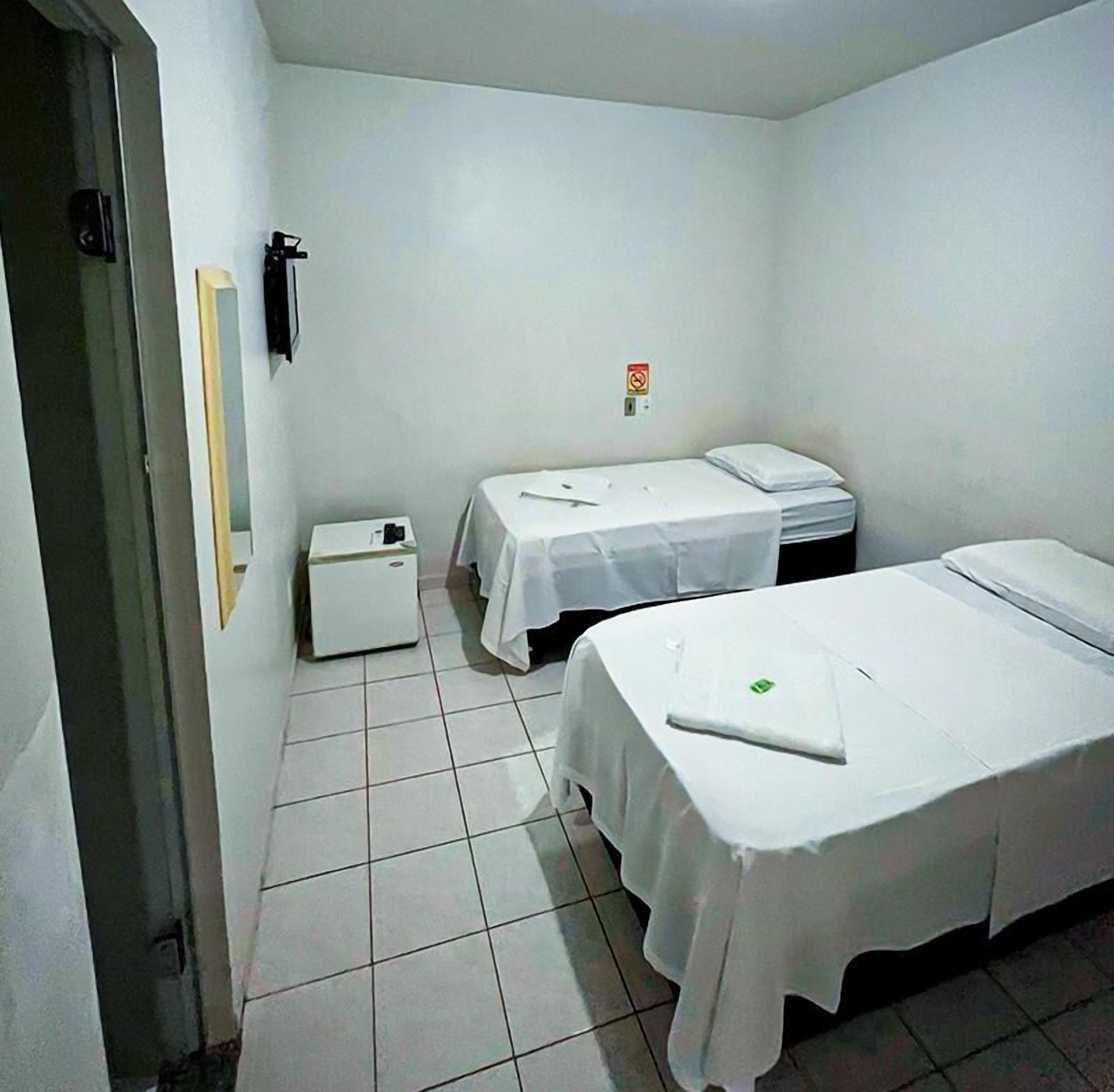 Nunes Hotel
