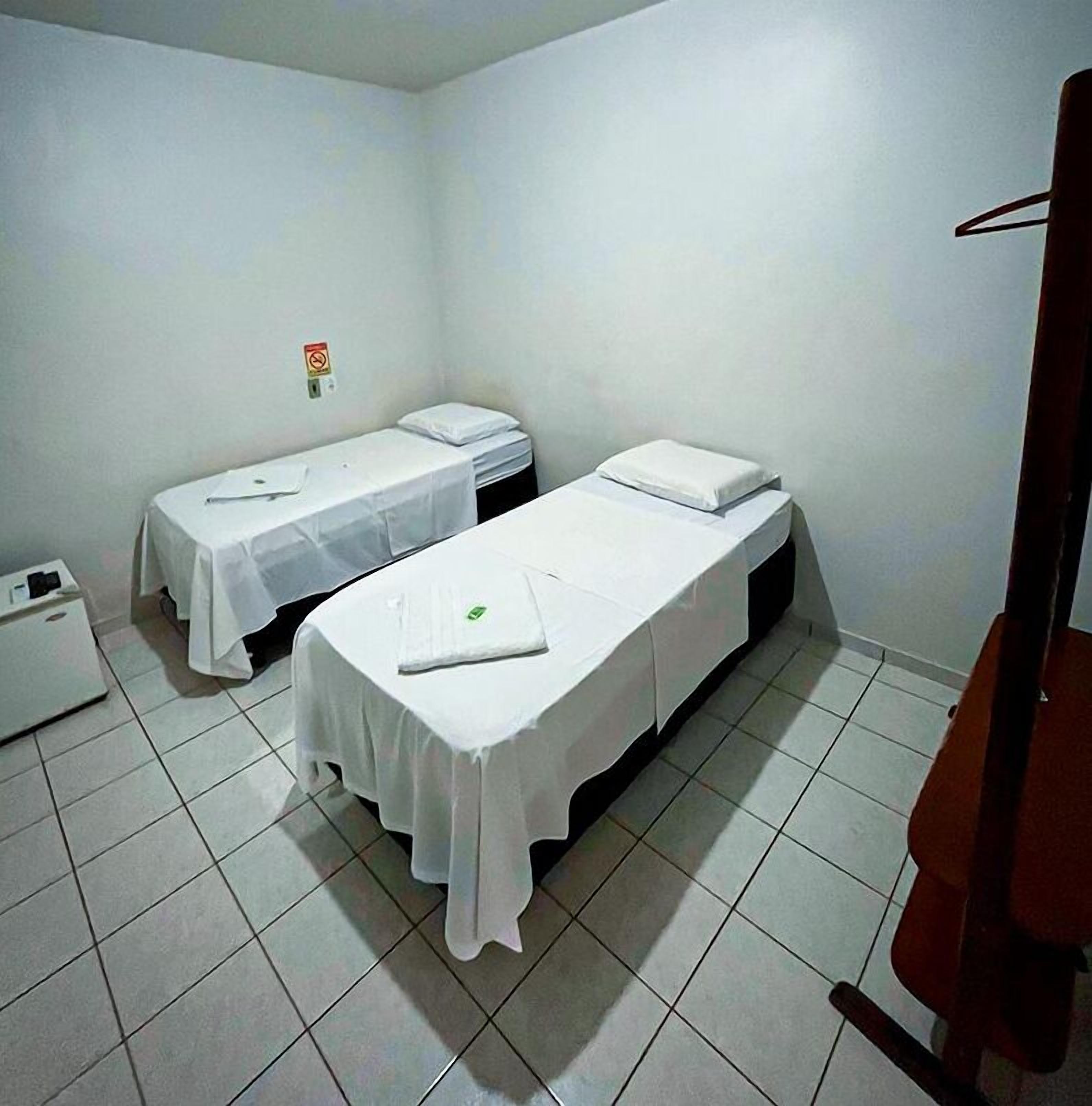 Nunes Hotel