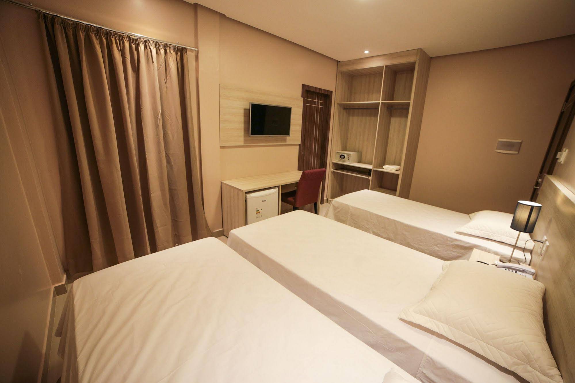 Hotel London