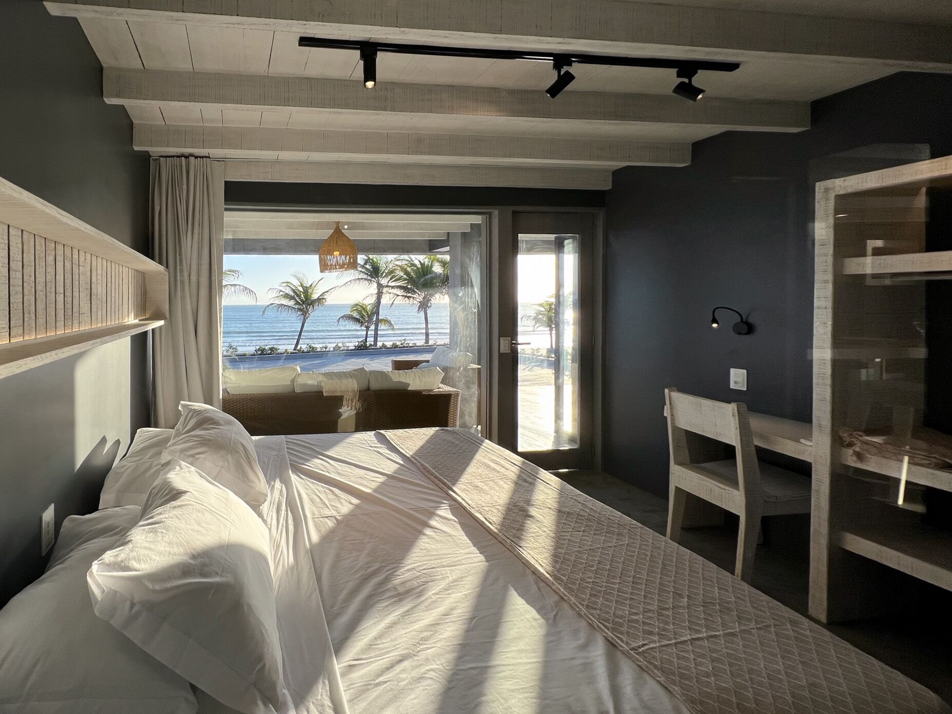 Club De Mar Condo Hotel