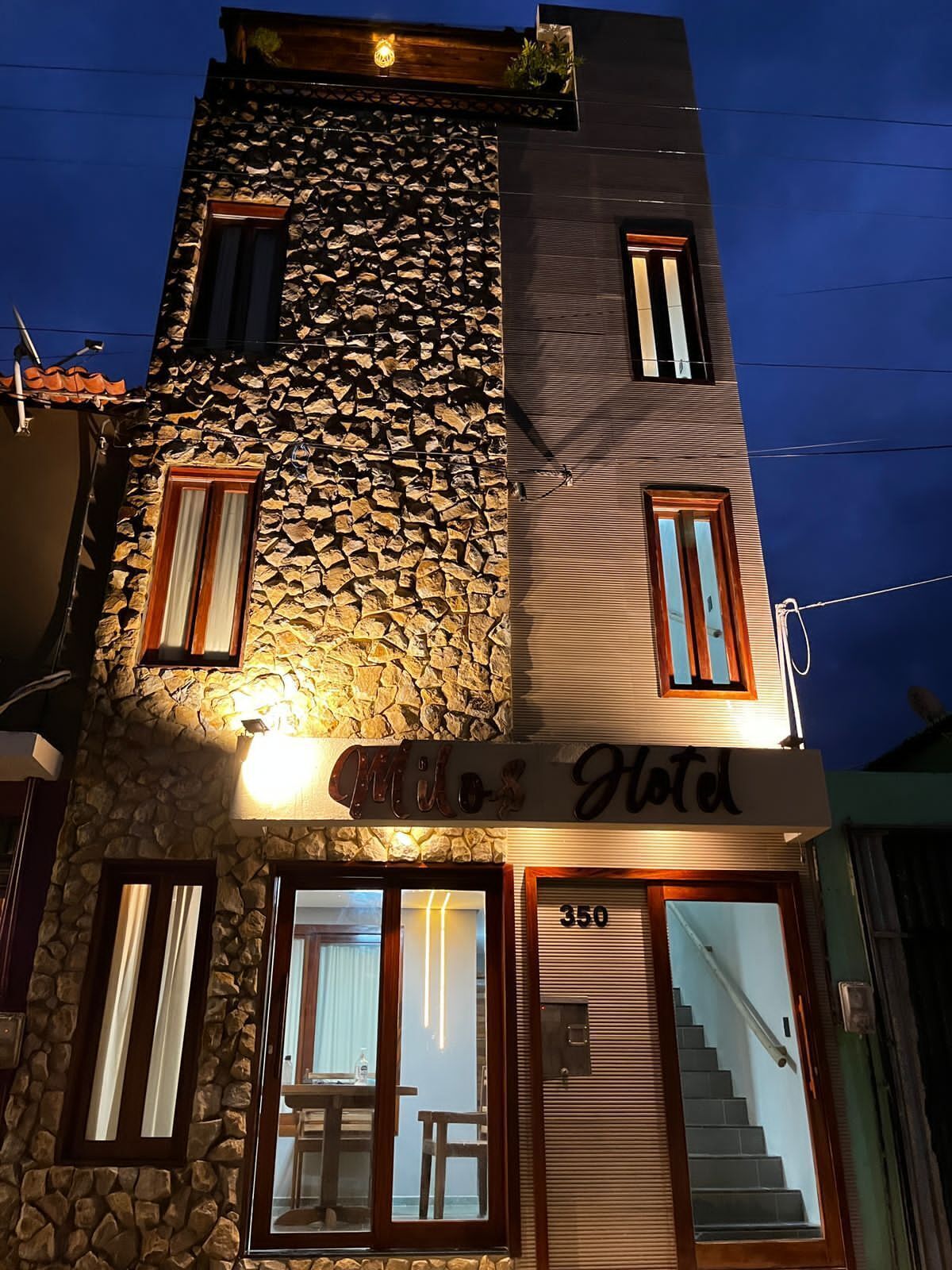 Milos Hotel Icarai