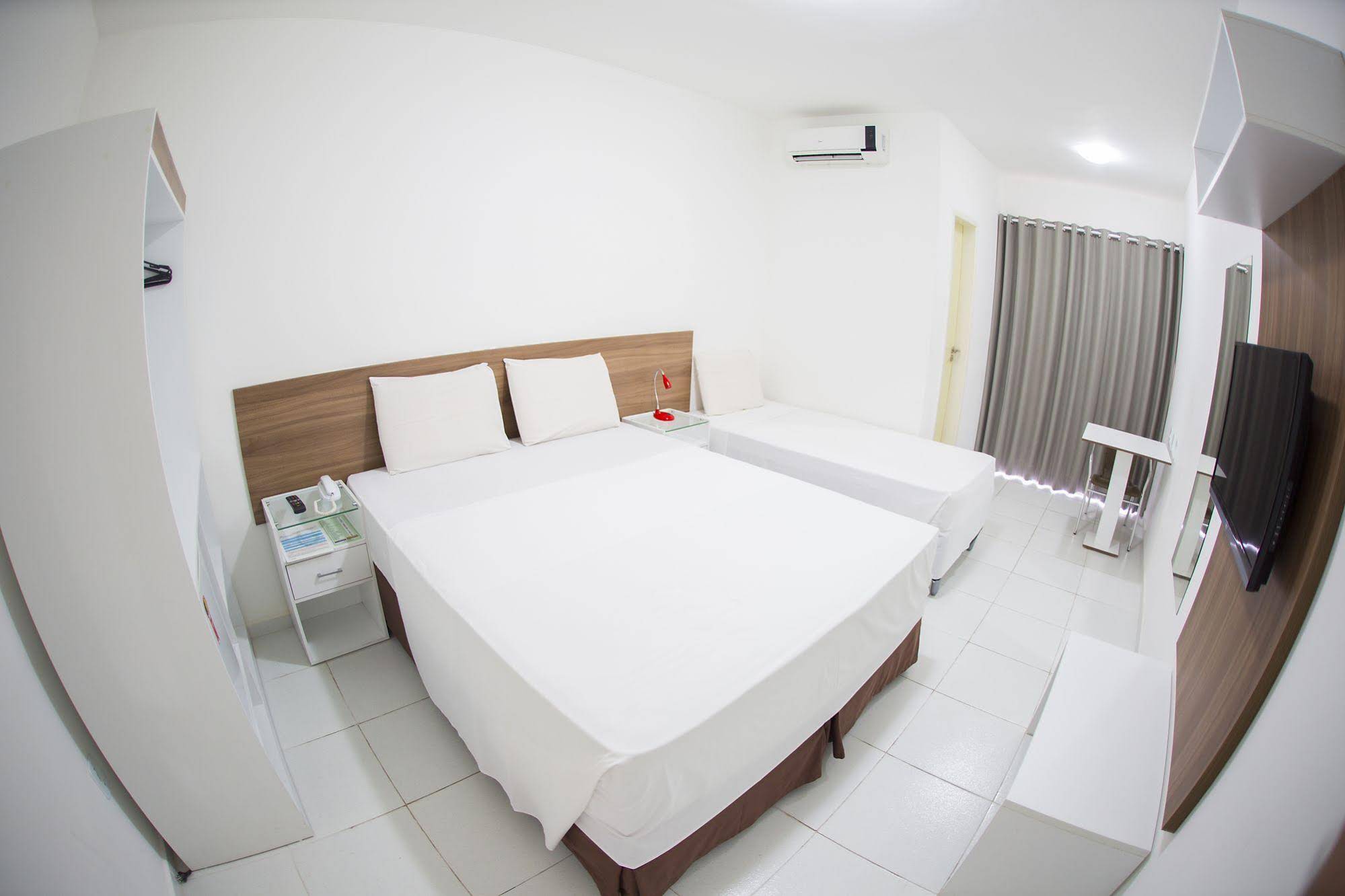 Araras Praia Hotel