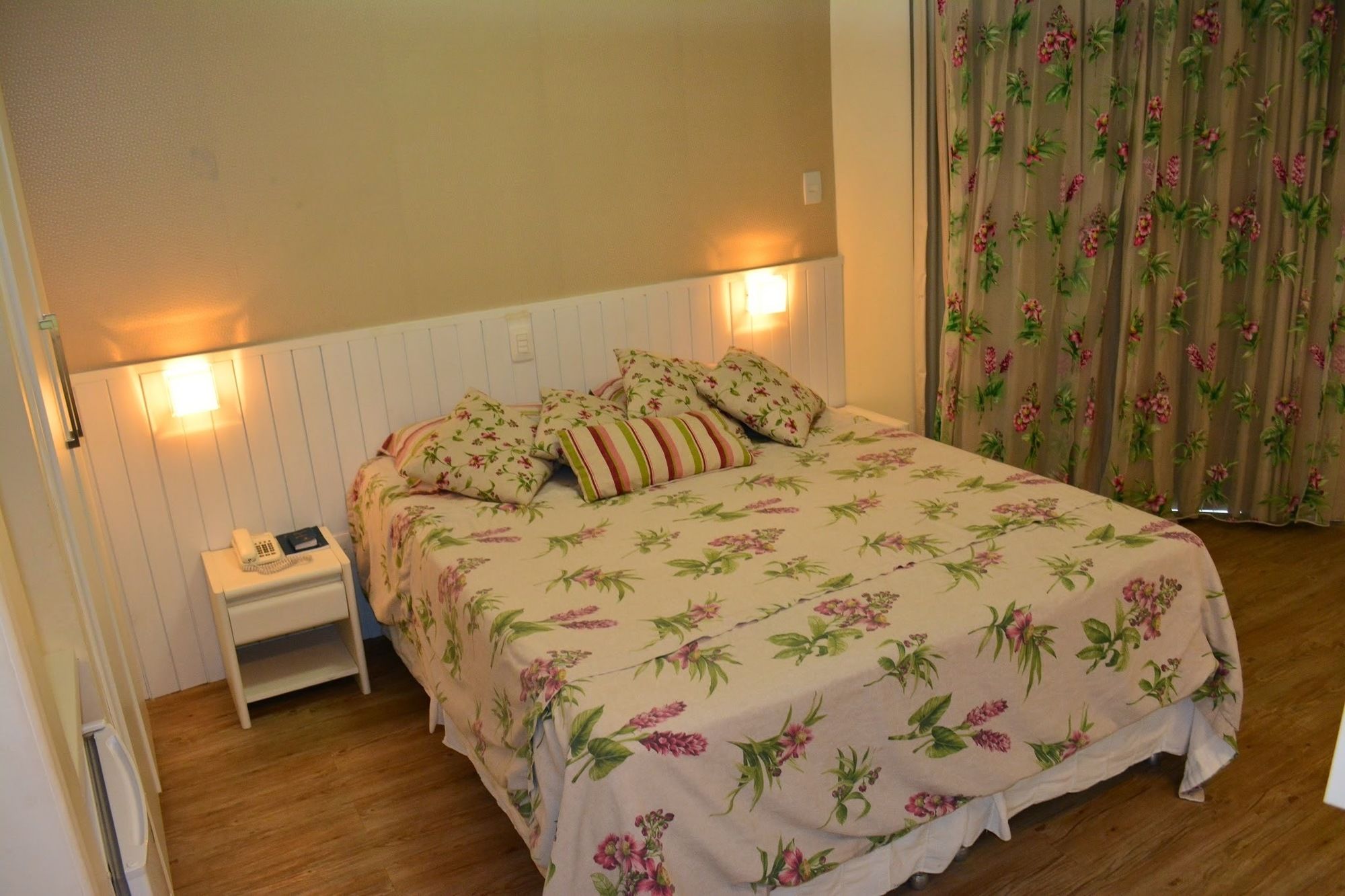 Jatoba Praia Hotel
