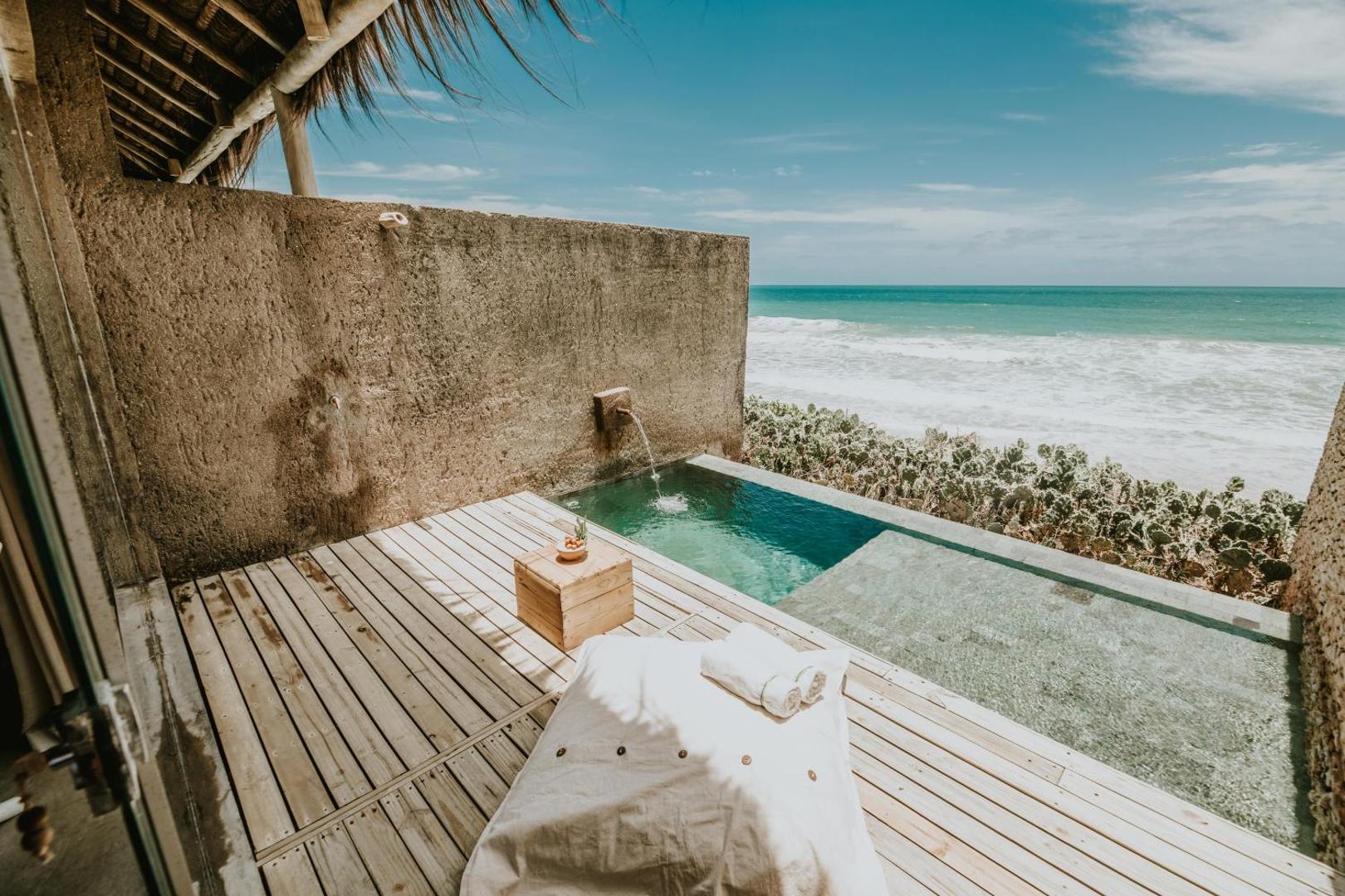 Kenoa Exclusive Beach Spa & Resort