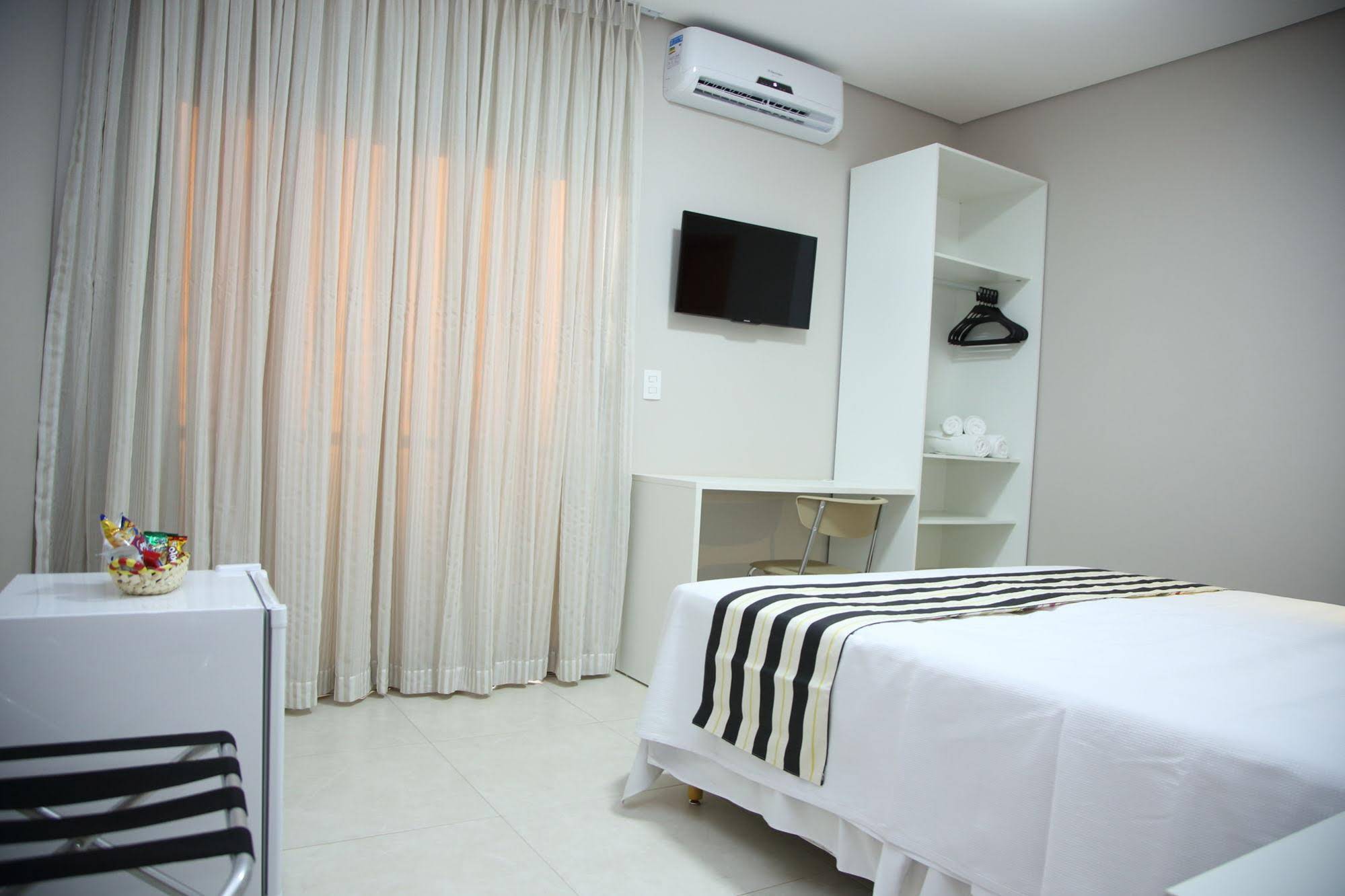 Ventura Hotel