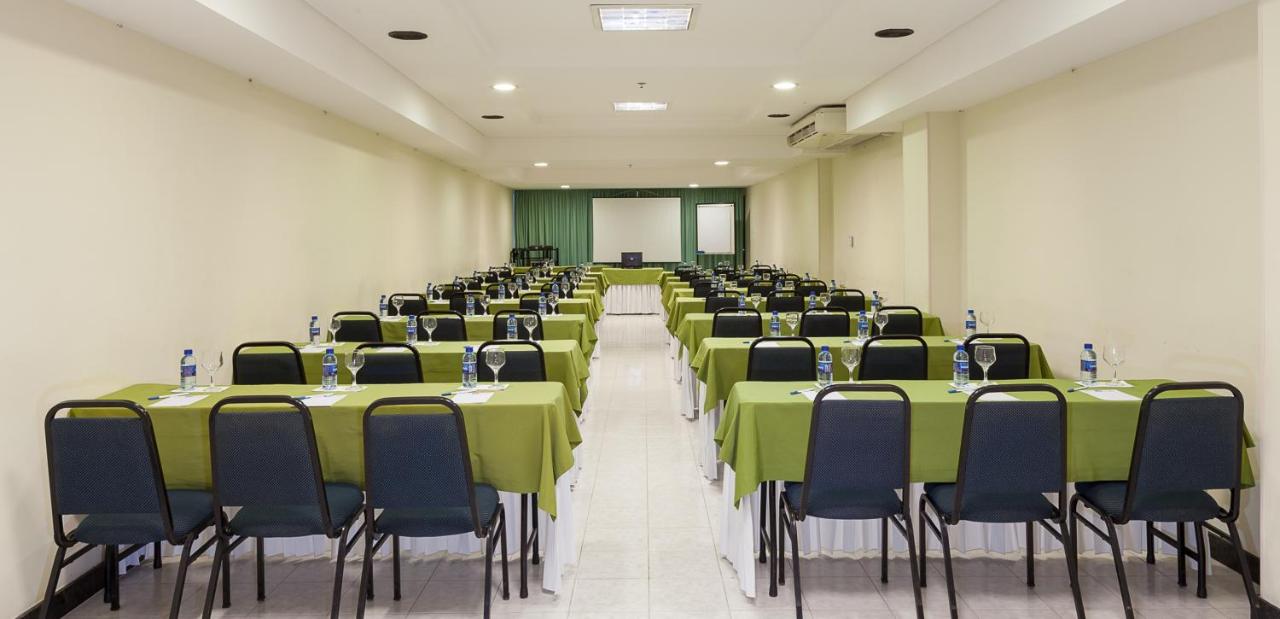 Hotel Euro Suite Recife Boa Viagem By Nacional Inn