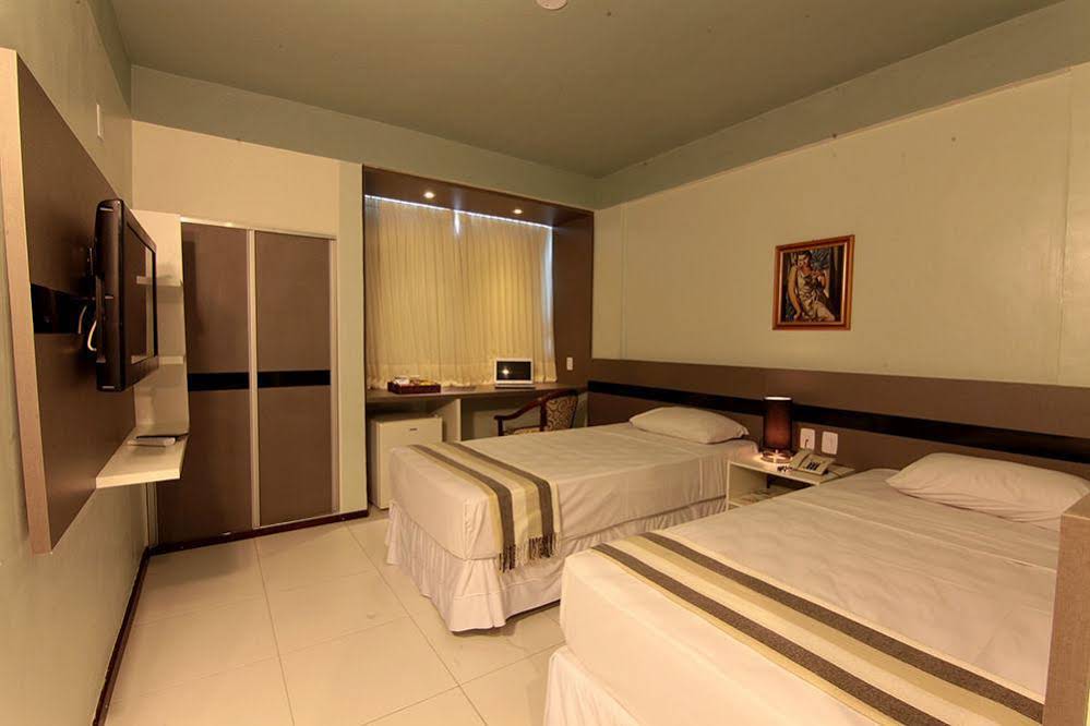 Hotel Serrano