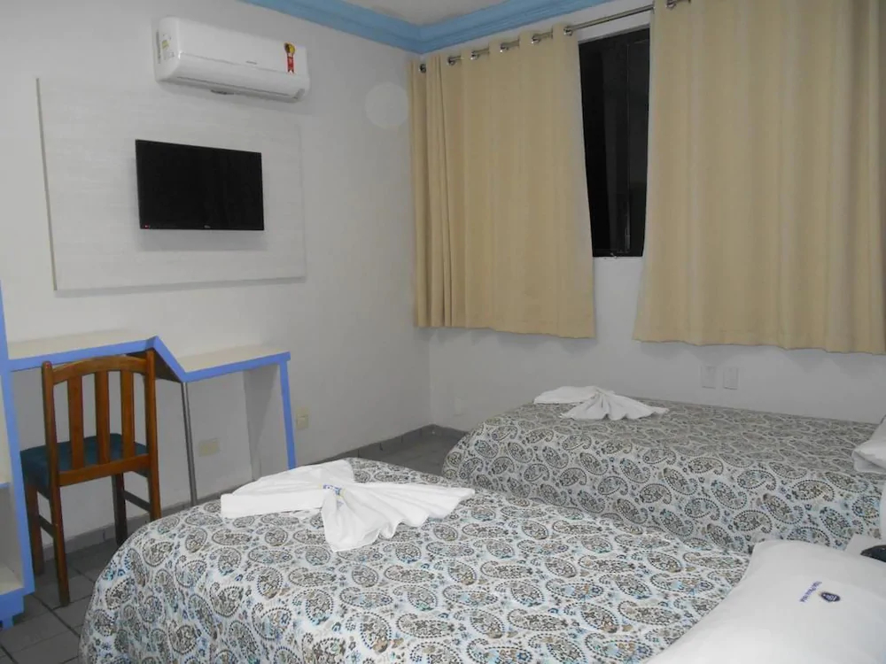 Titão Plaza Hotel