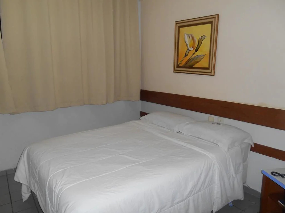 Titão Plaza Hotel