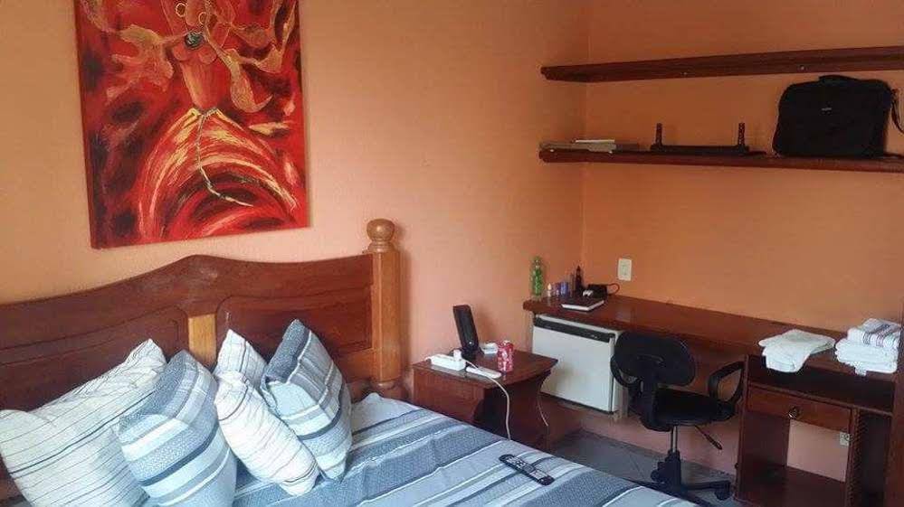 Hotel Iparana Paradise