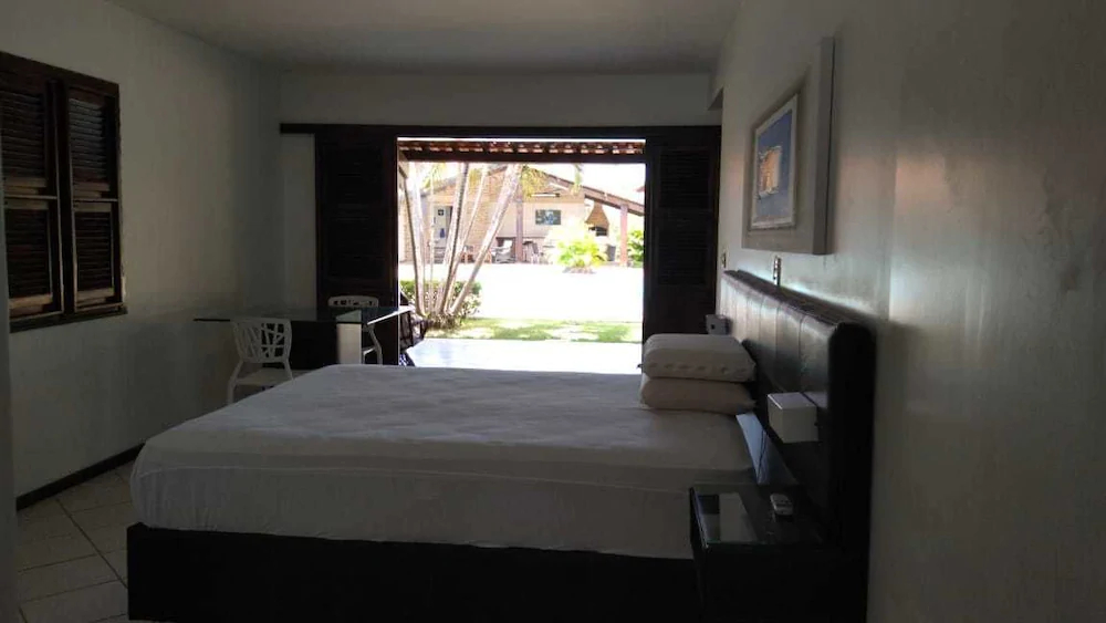 Kiwi Pousada & Lounge