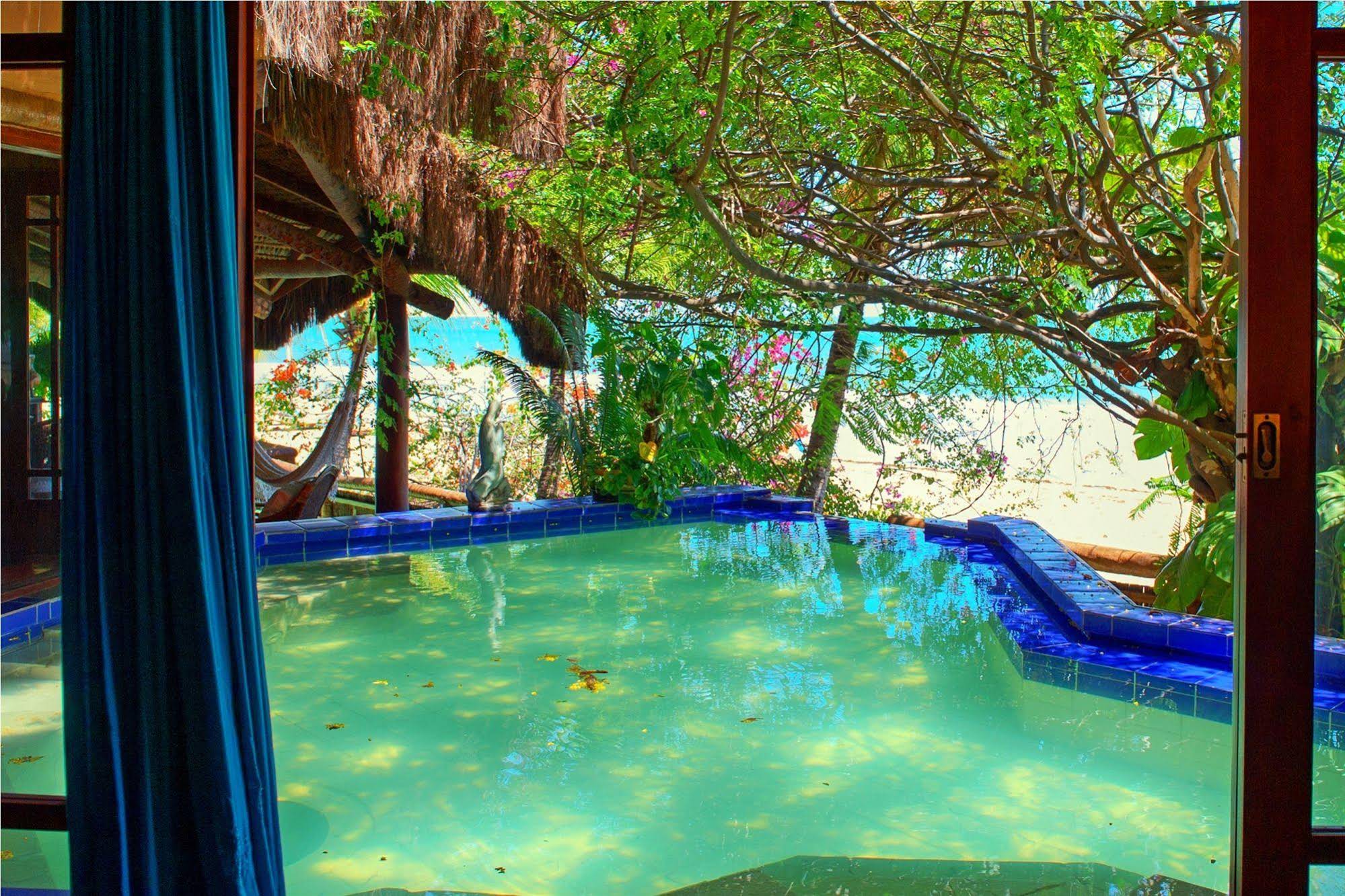 Dayo Hotel