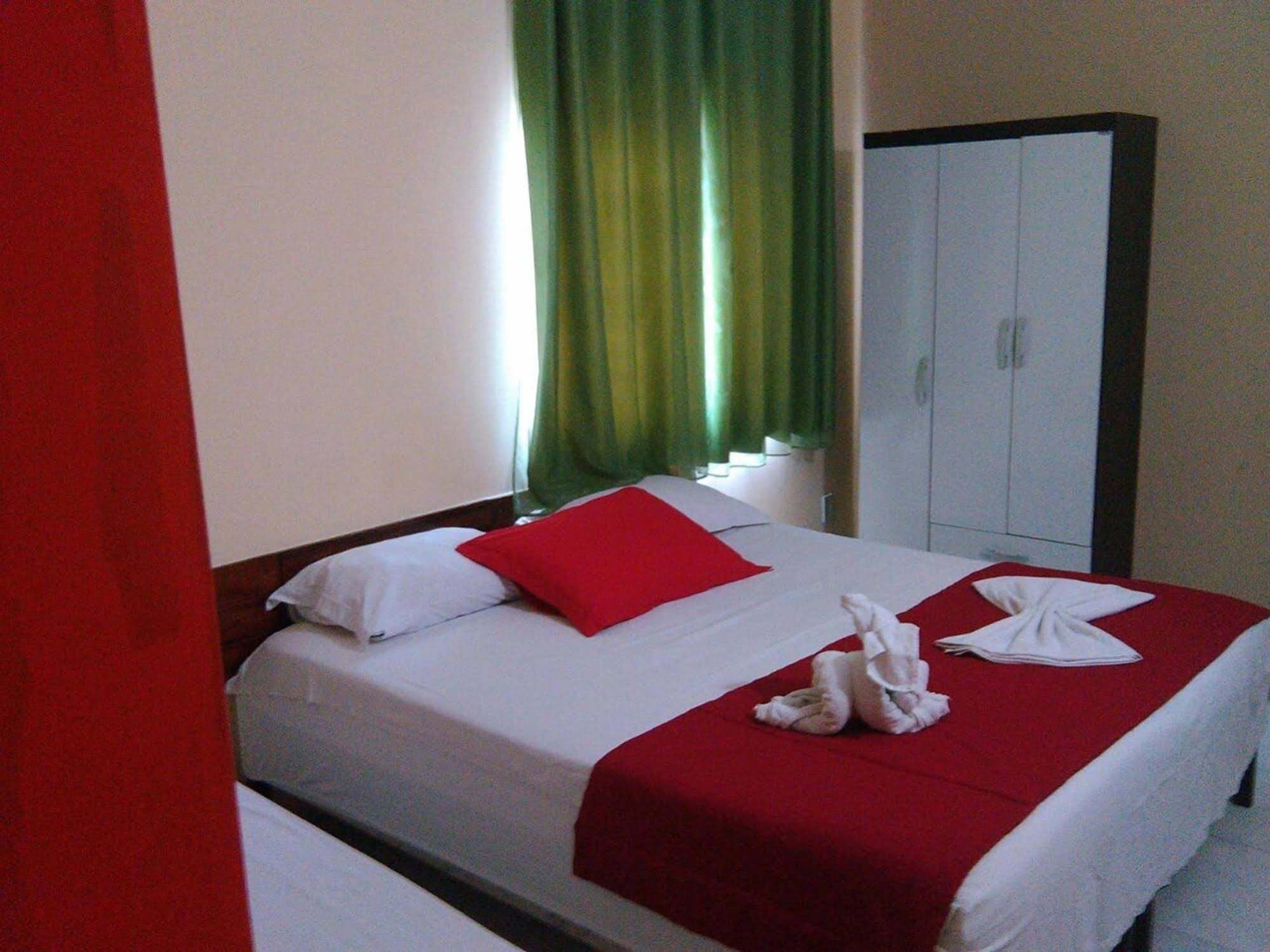 Nalu Beach Hotel