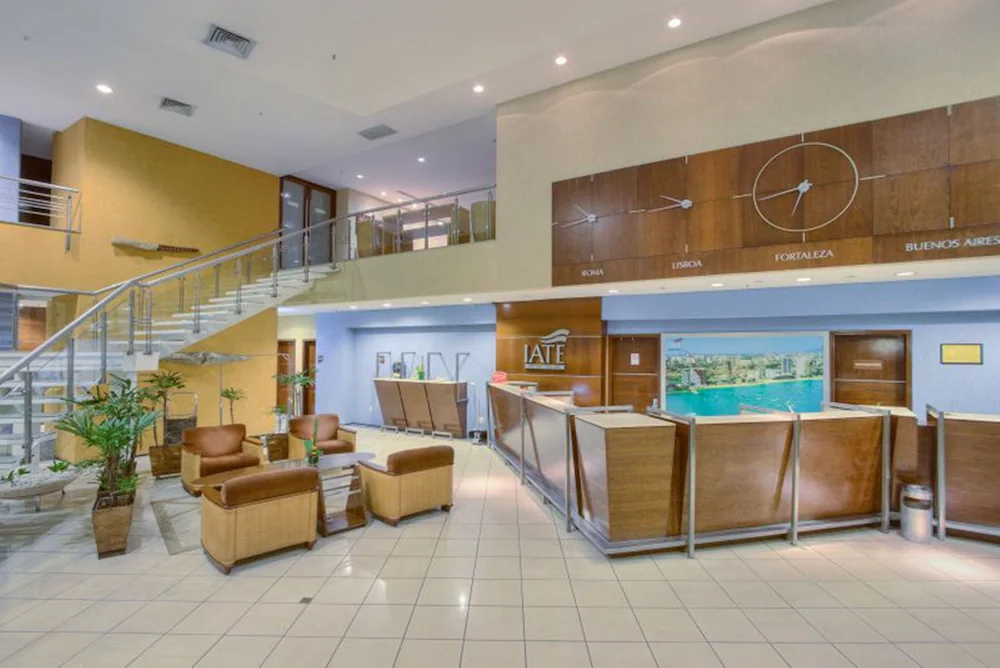 Iate Plaza Hotel