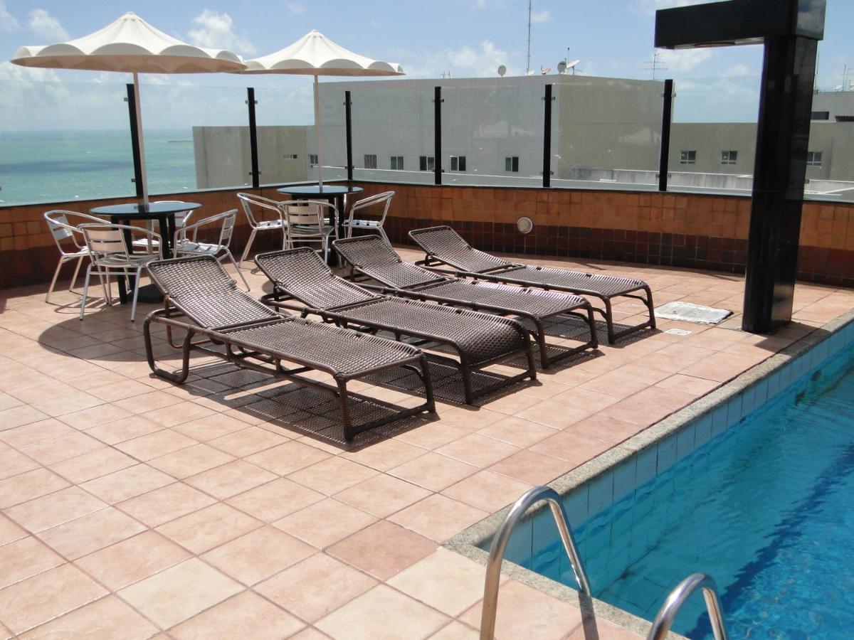 Plaza Praia Suites
