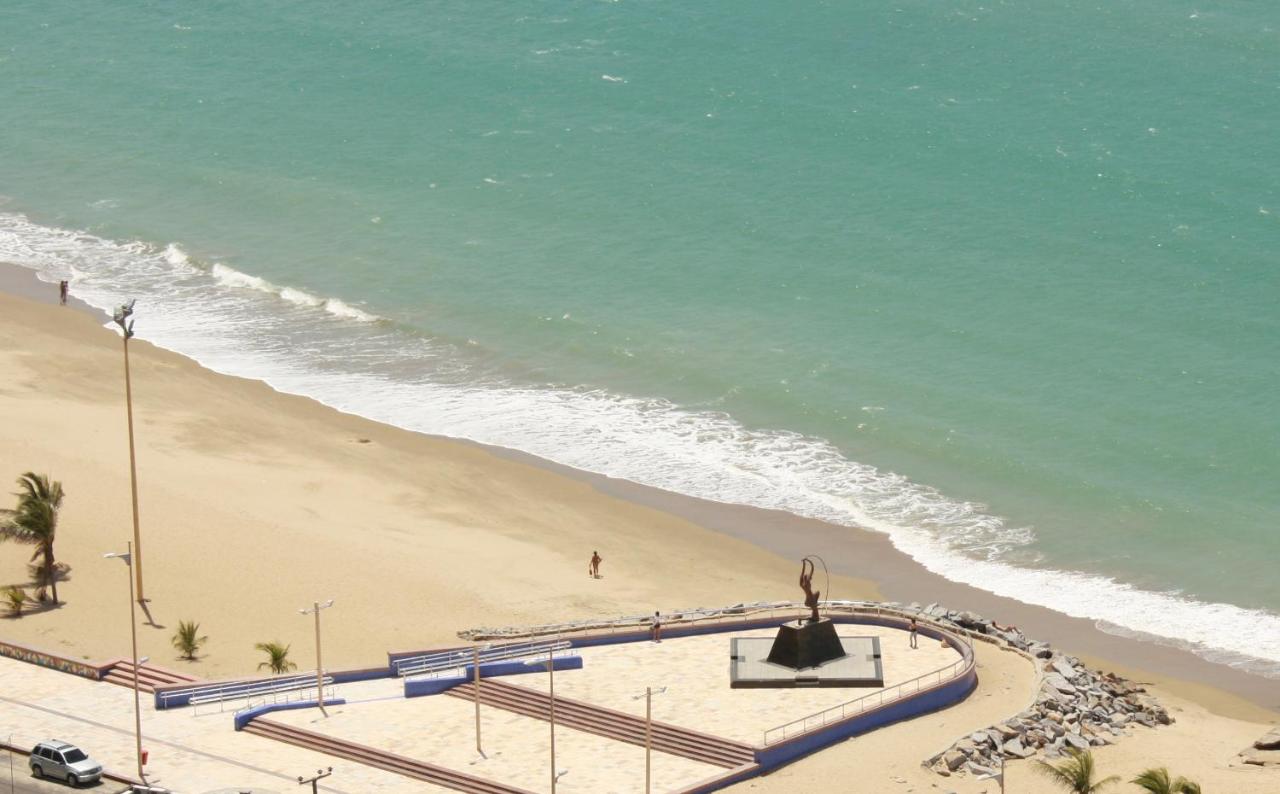 Plaza Praia Suites
