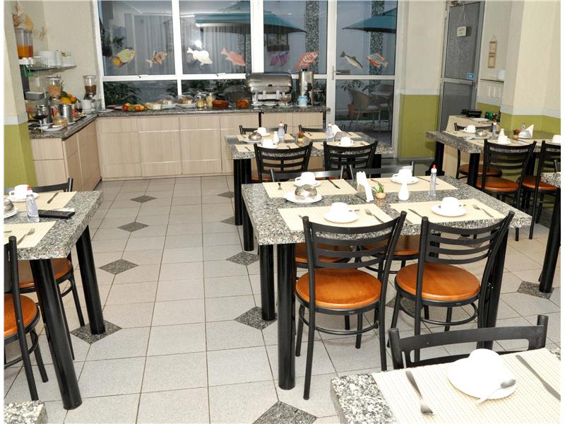 Vila Azul Praia Hotel