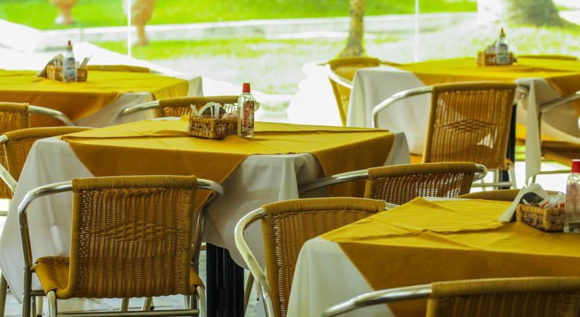 Orange Praia Hotel