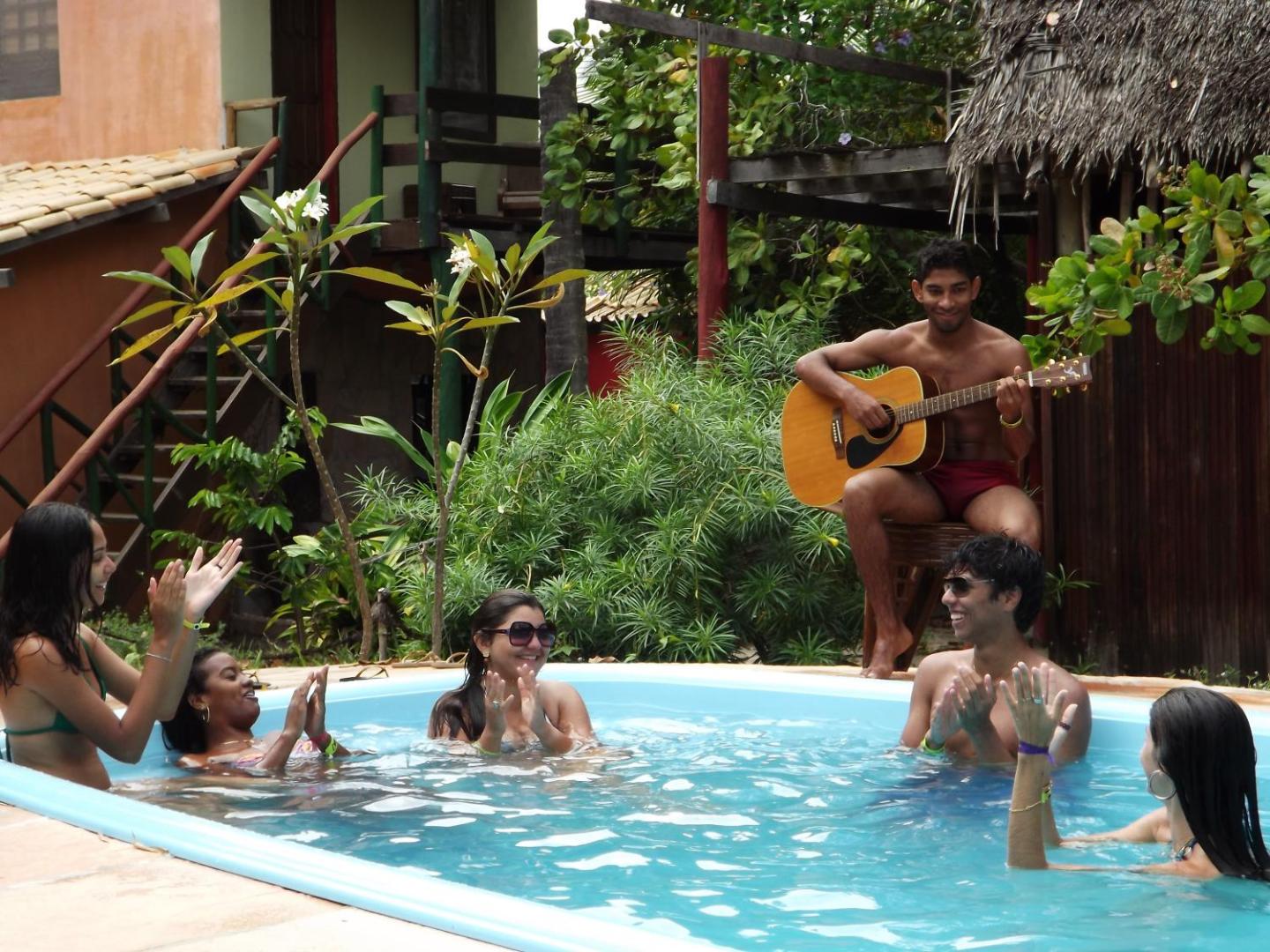 Imbassaí Eco Hostel Lujimba