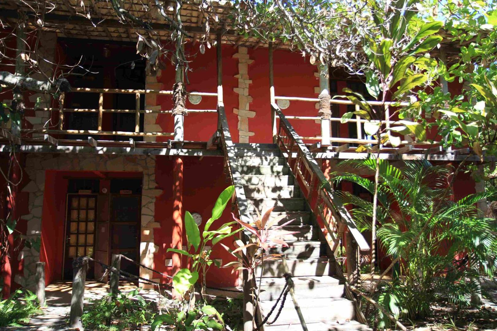 Imbassaí Eco Hostel Lujimba