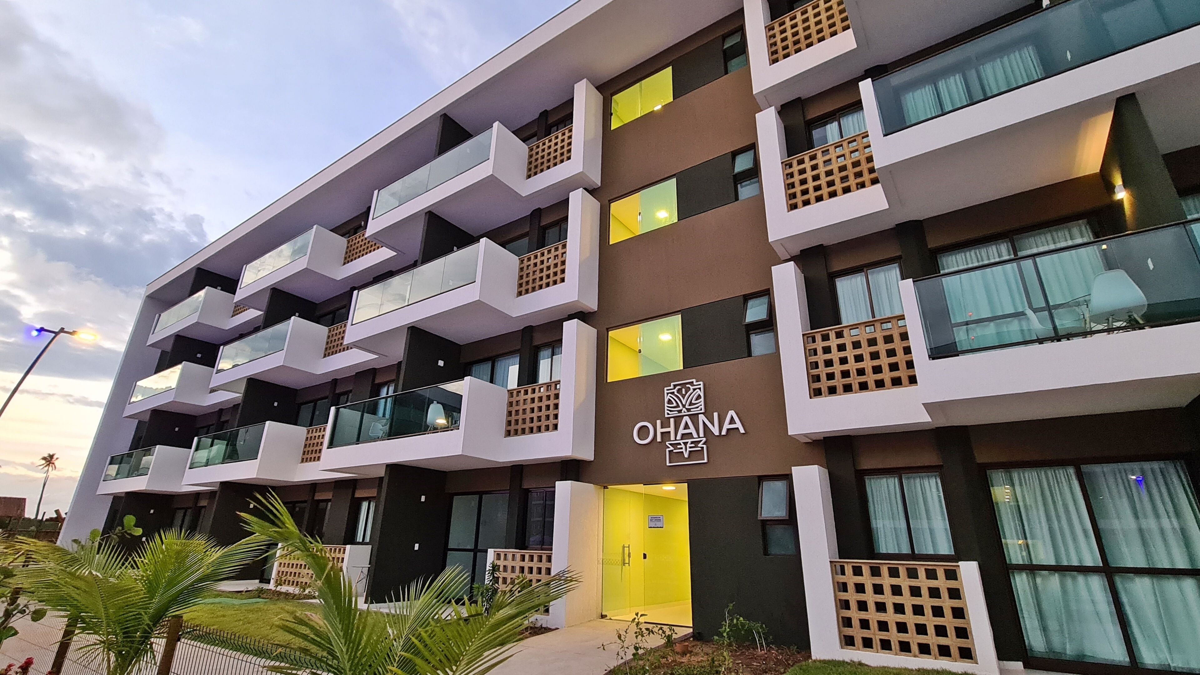 Mana Beach Experience by AFT