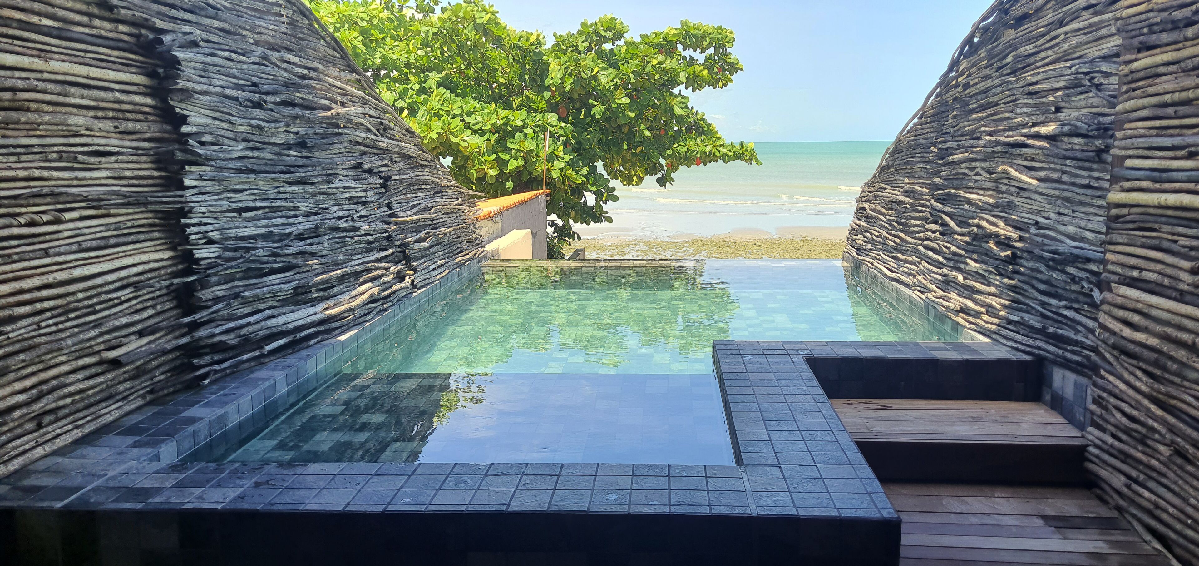 Apenunga Eco Hotel