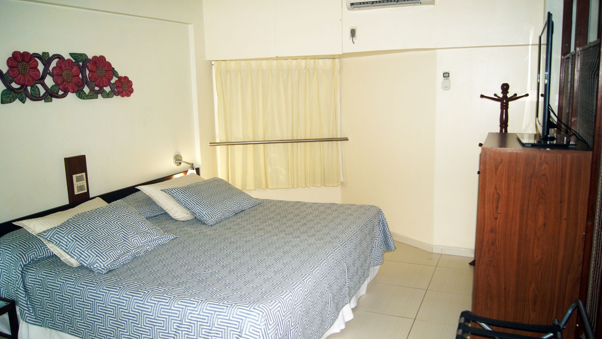 Littoral Hotel