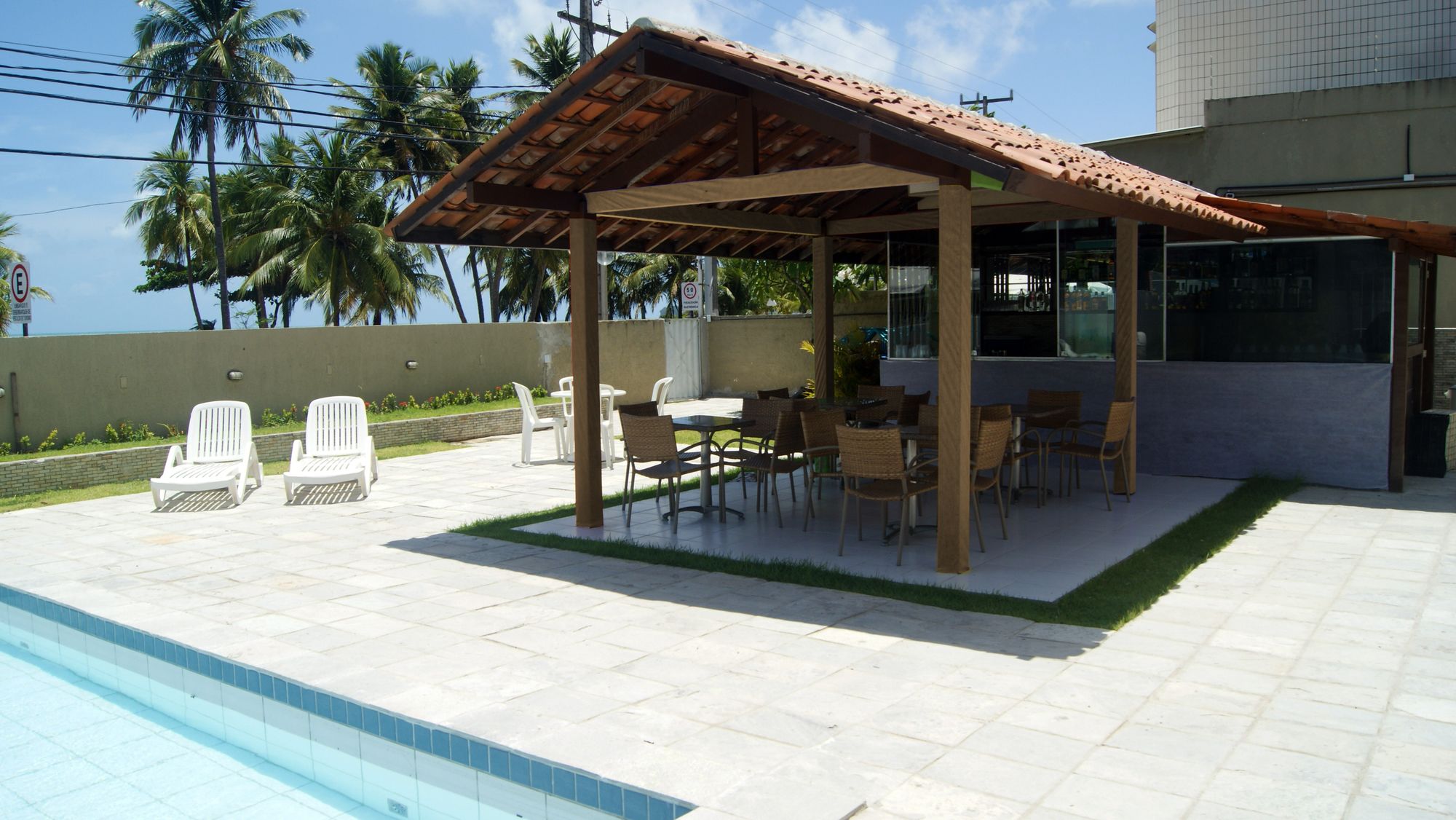 Littoral Hotel