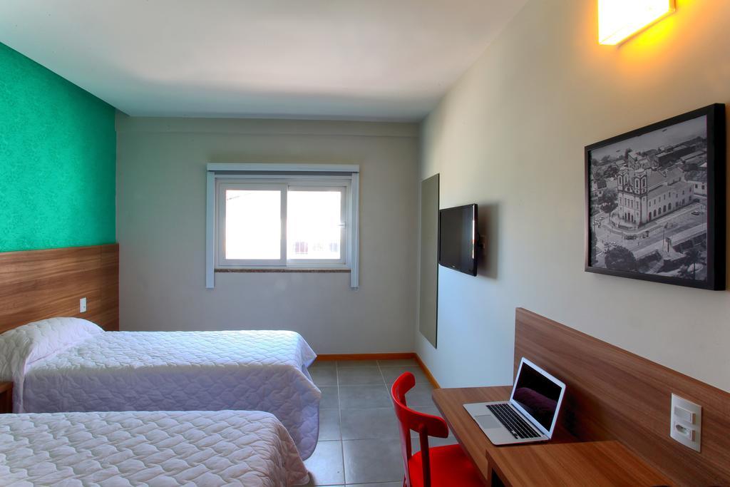 Malibu Plaza Hotel