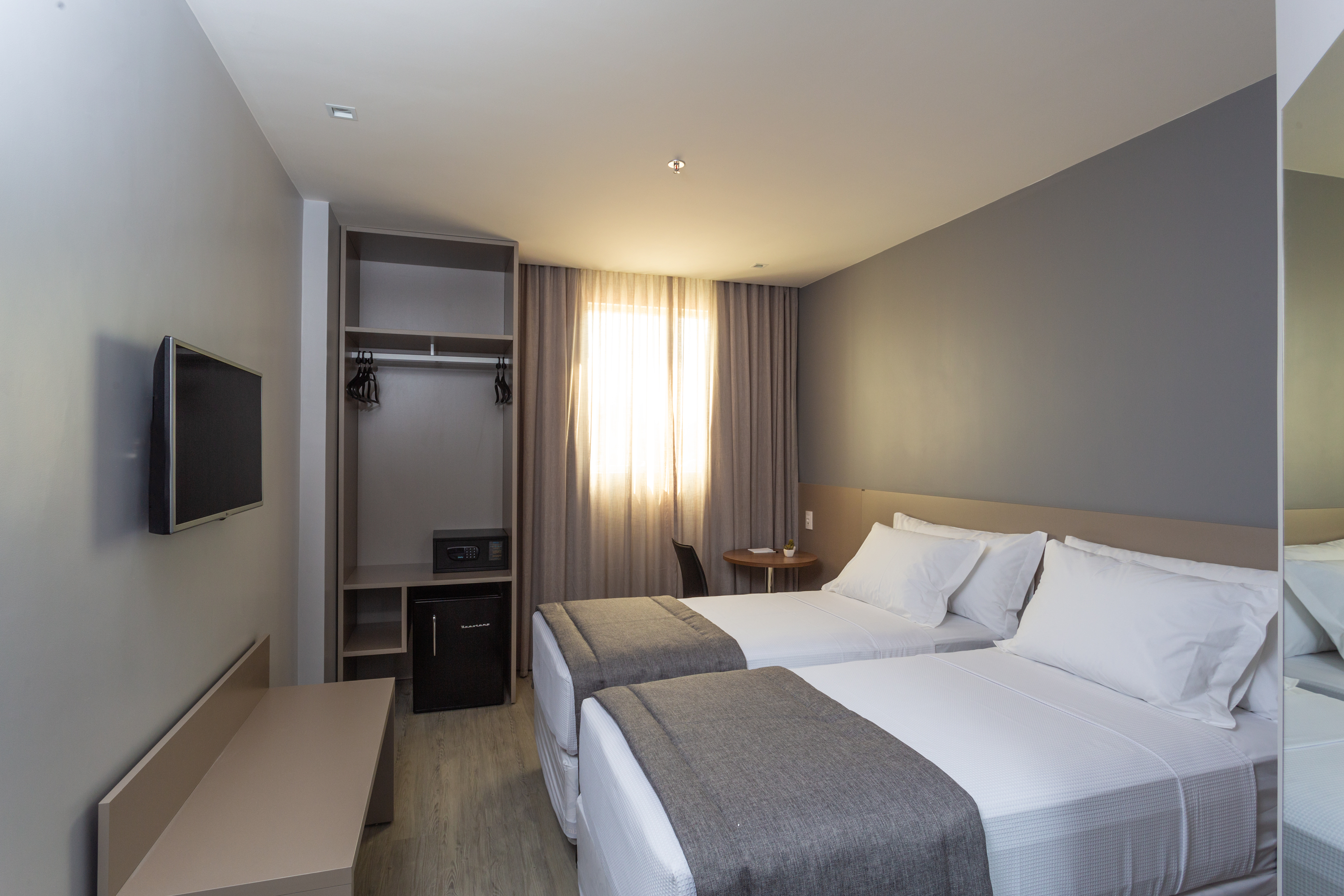 Flix Hotel