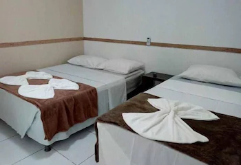 Hostel E Suites Pajucara