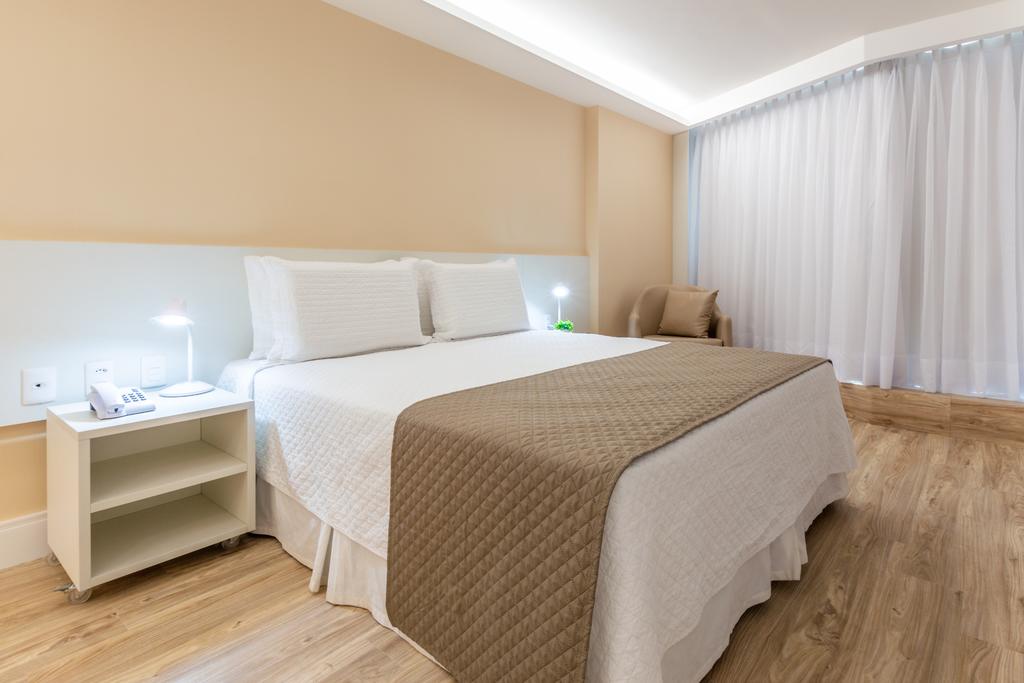 Hotel Brisa Suites