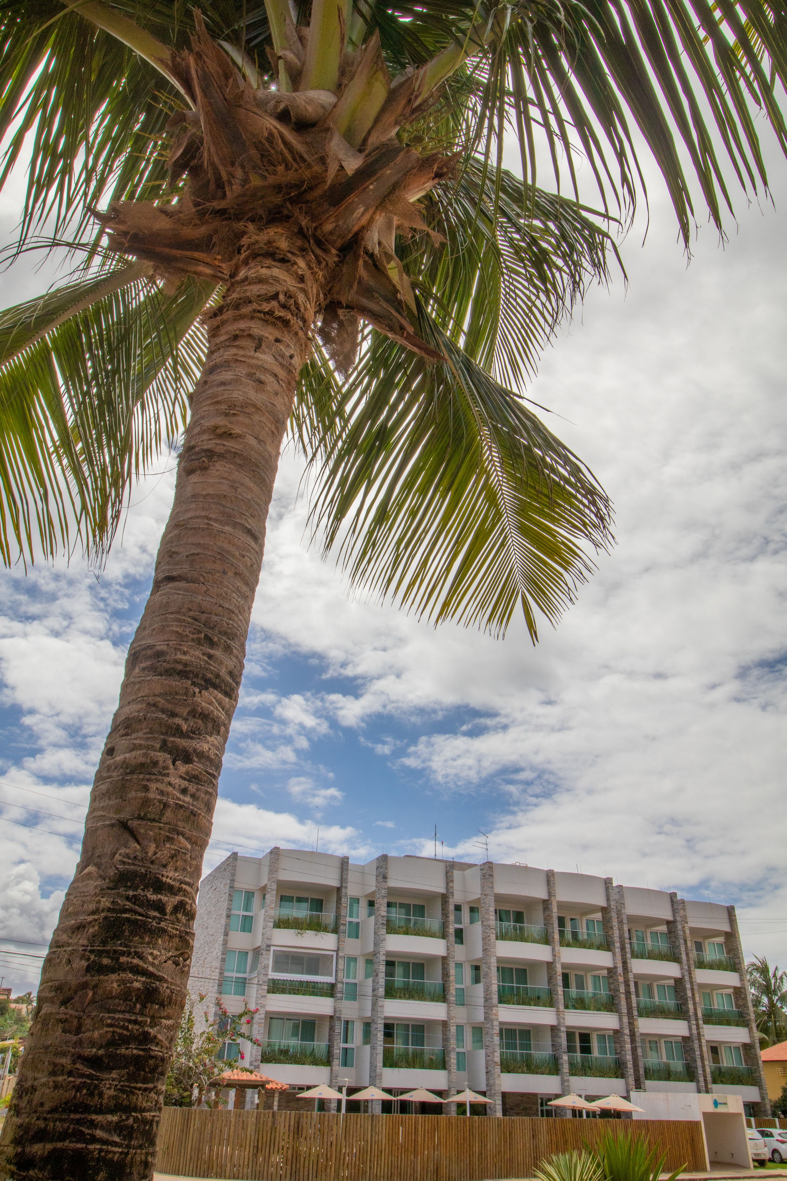 Wave Suites Hotel