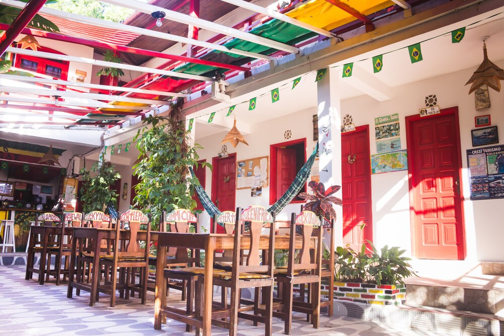 Hi Hostel & Pousada do Reggae