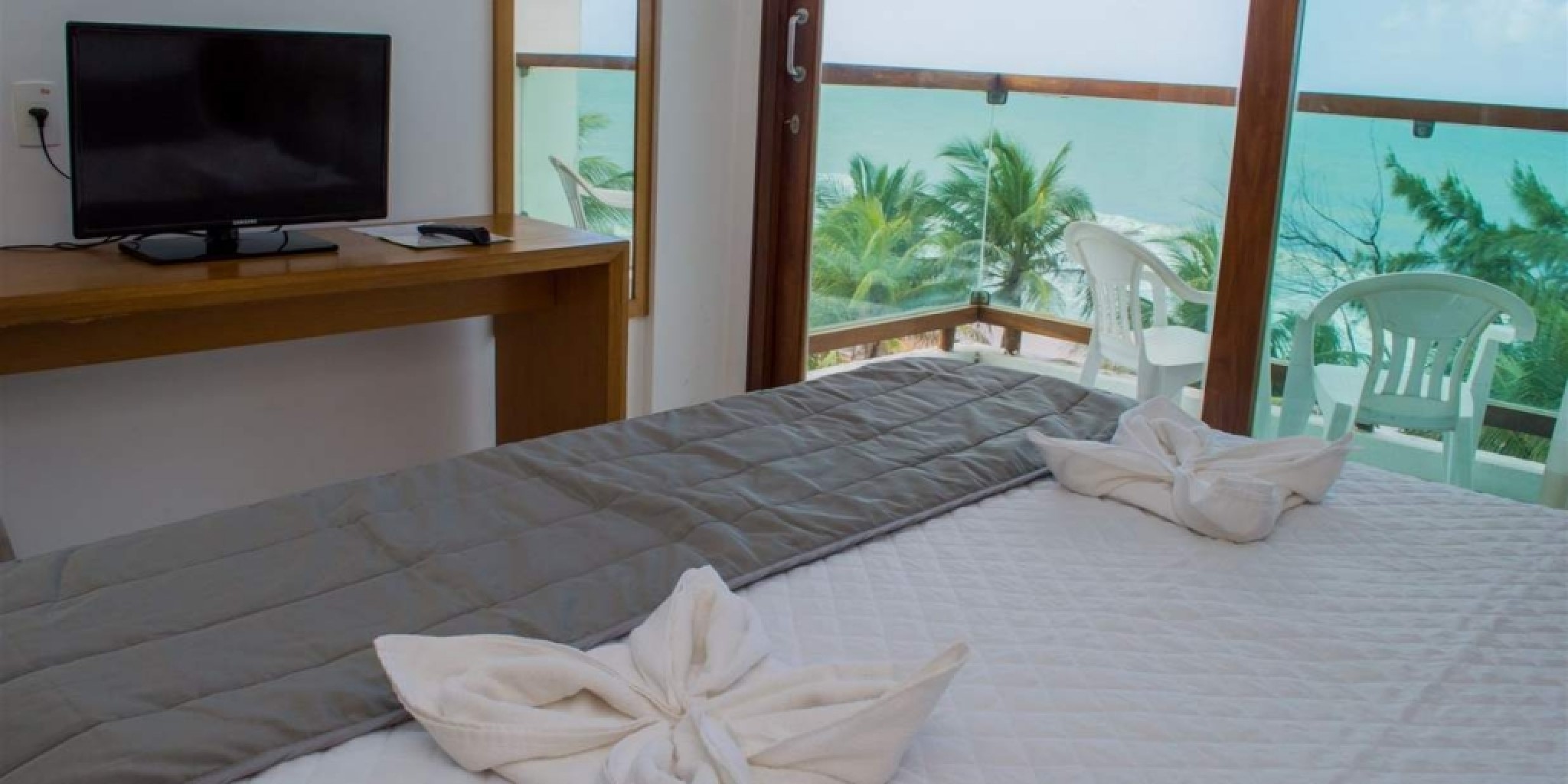 Araca Praia Flat